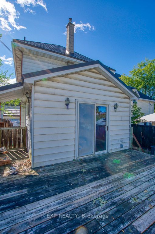 21 Garrison Street Property Photo 43