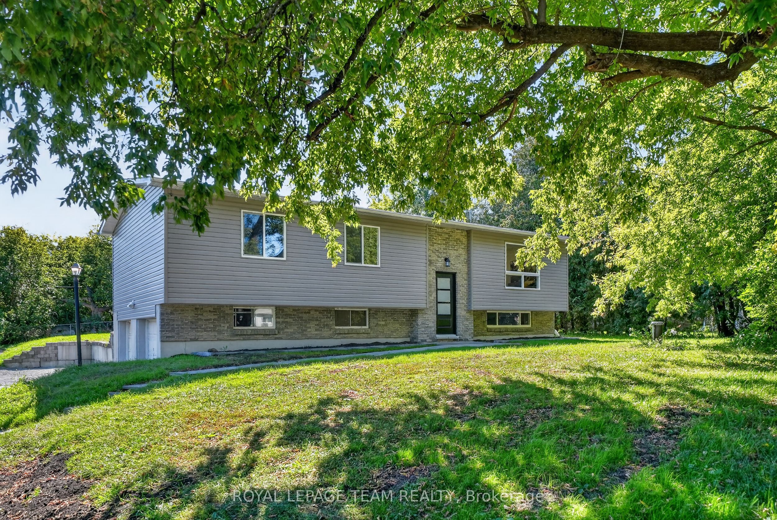 6614 Parkway Road Property Photo 1