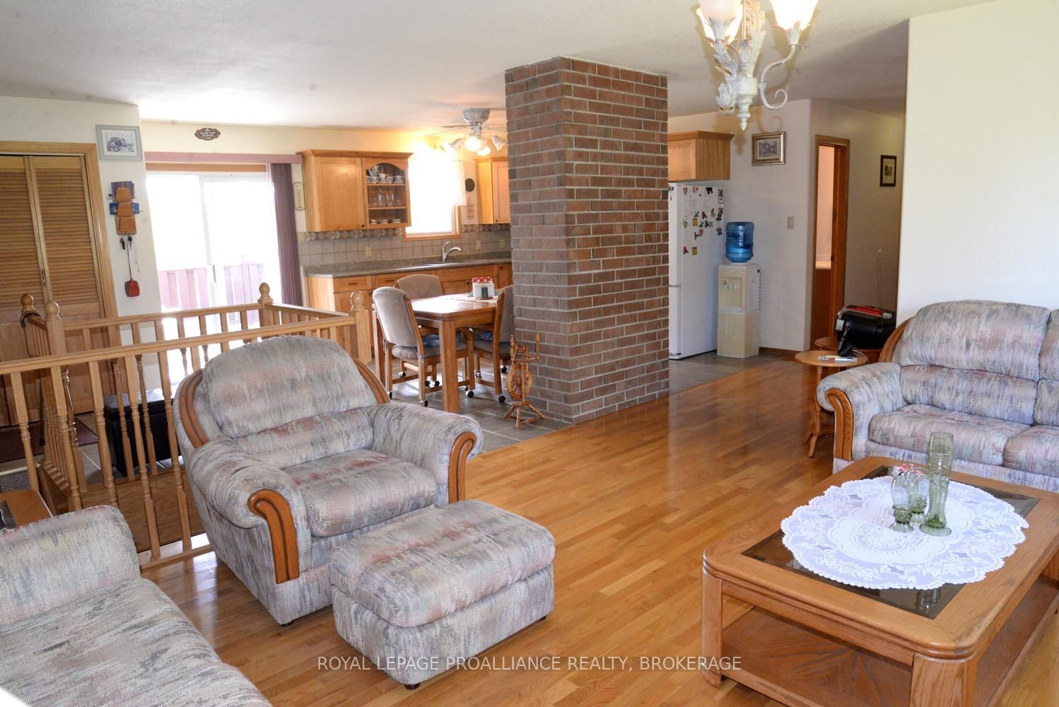 4822 Battersea Road Property Photo 24