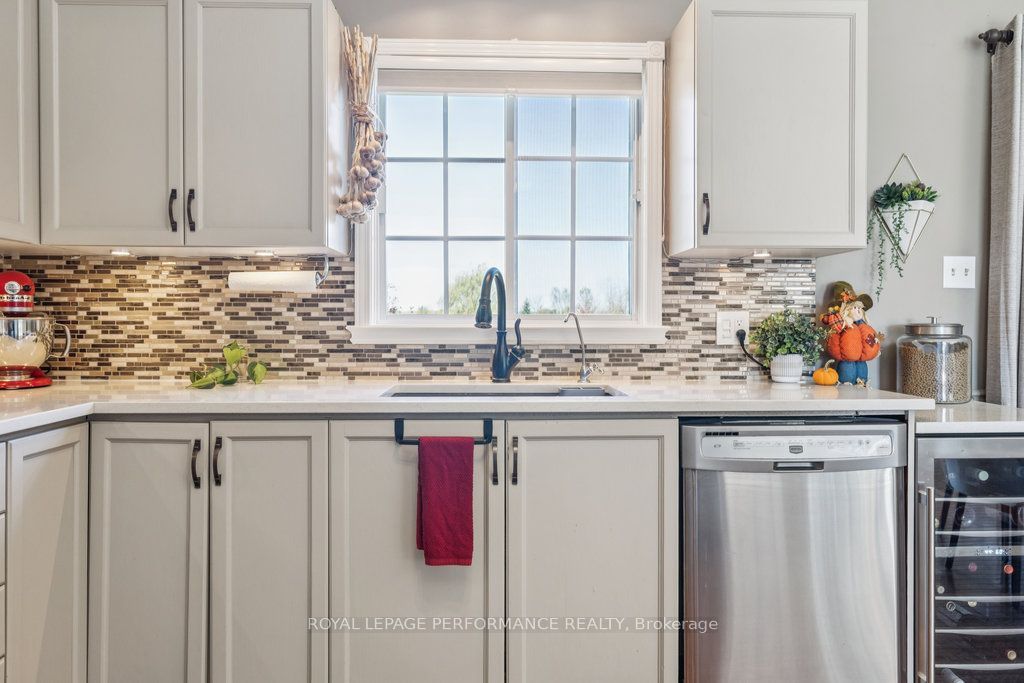 619 Slater Road Property Photo 15