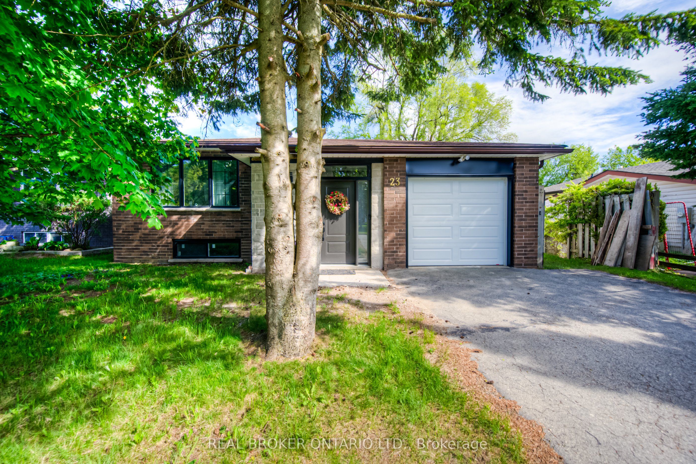23 Carberry Road Property Photo 4