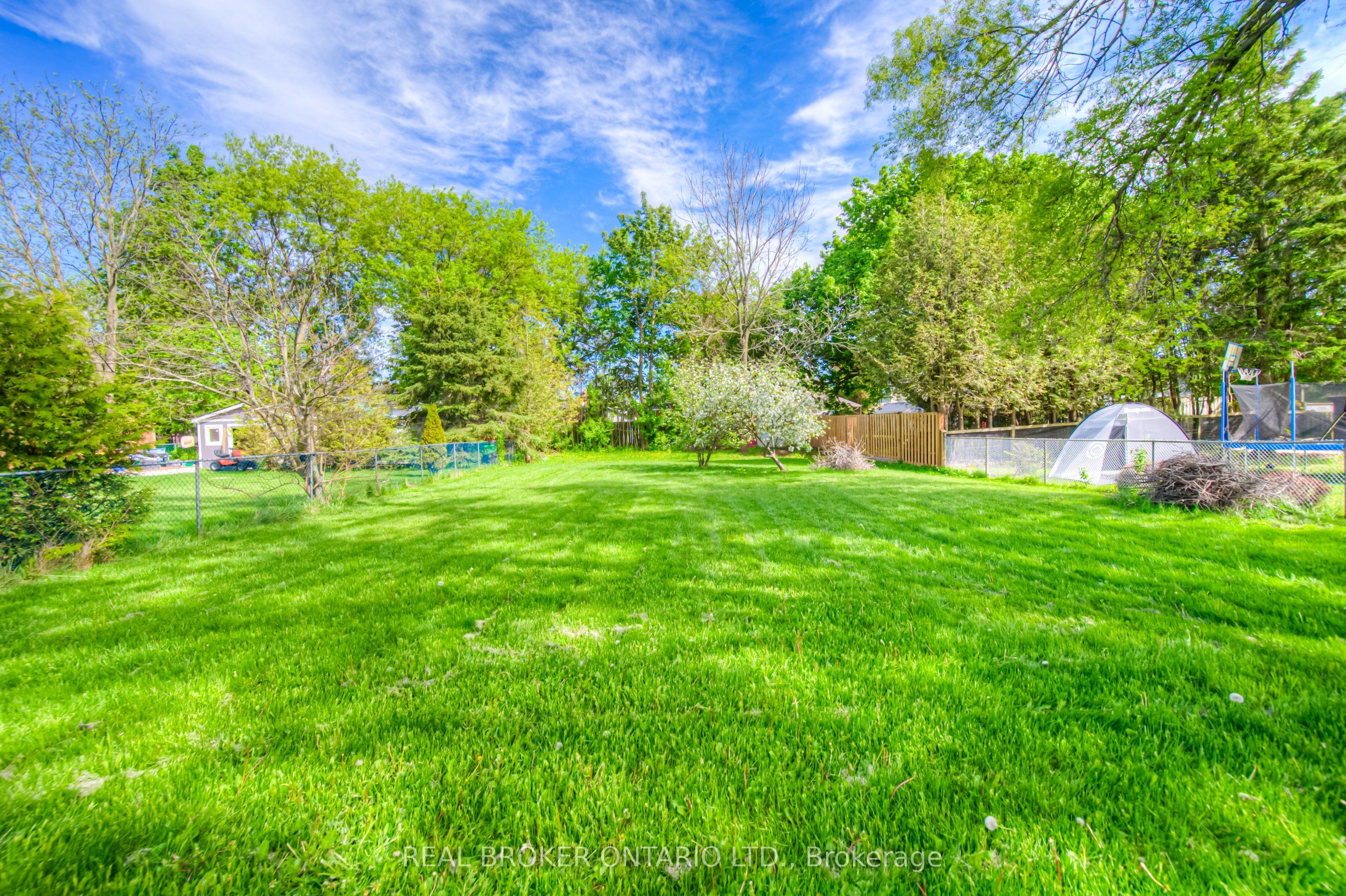 23 Carberry Road Property Photo 41
