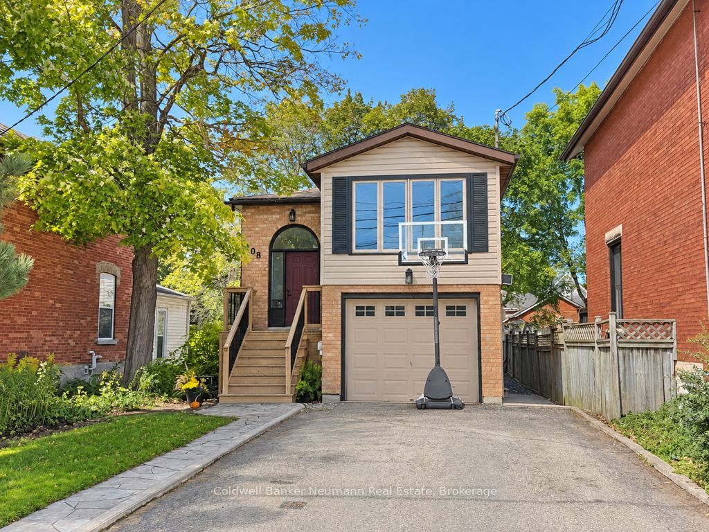 108 Toronto Street Property Photo 1