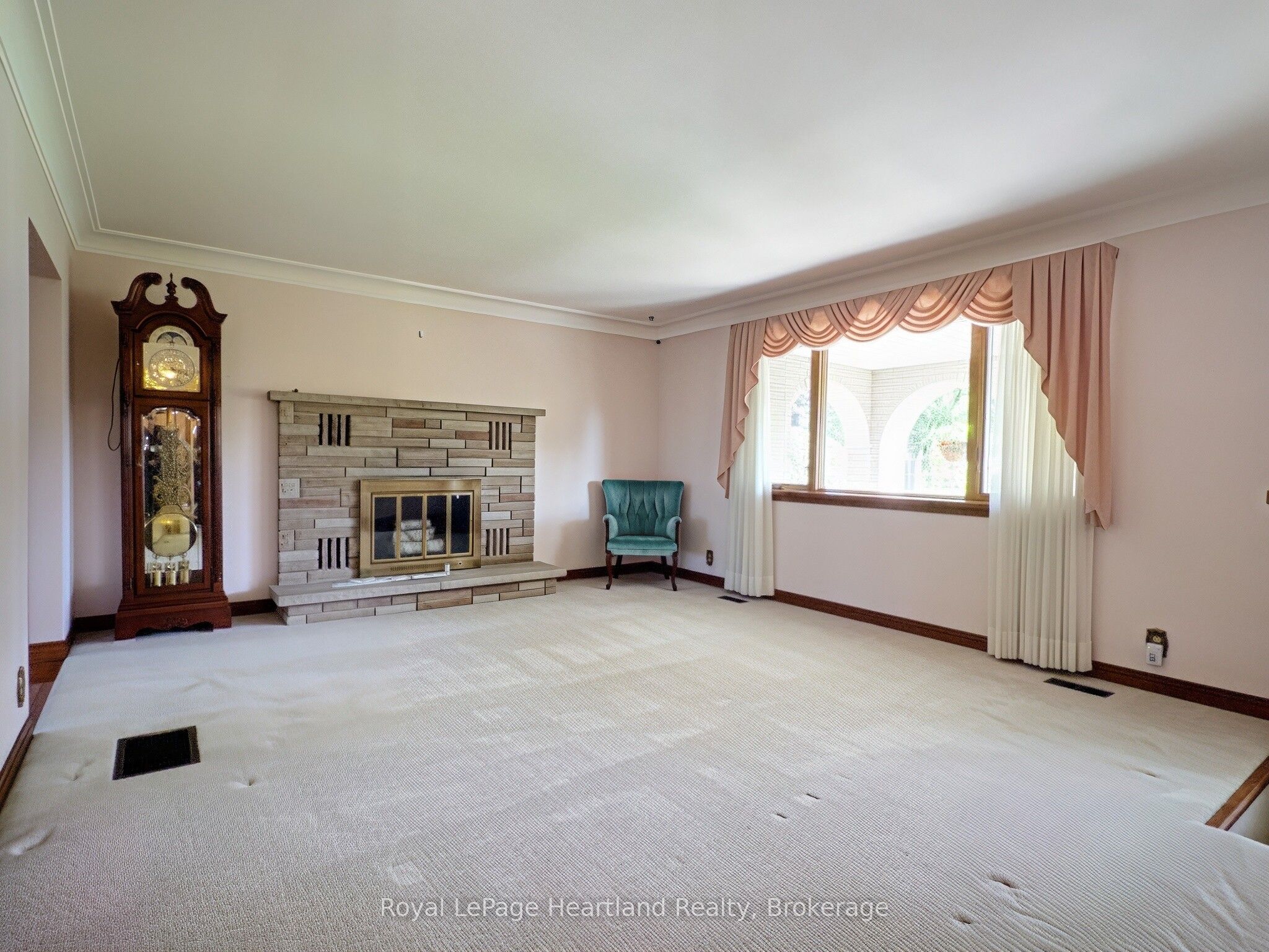 26 York Crescent Property Photo 11
