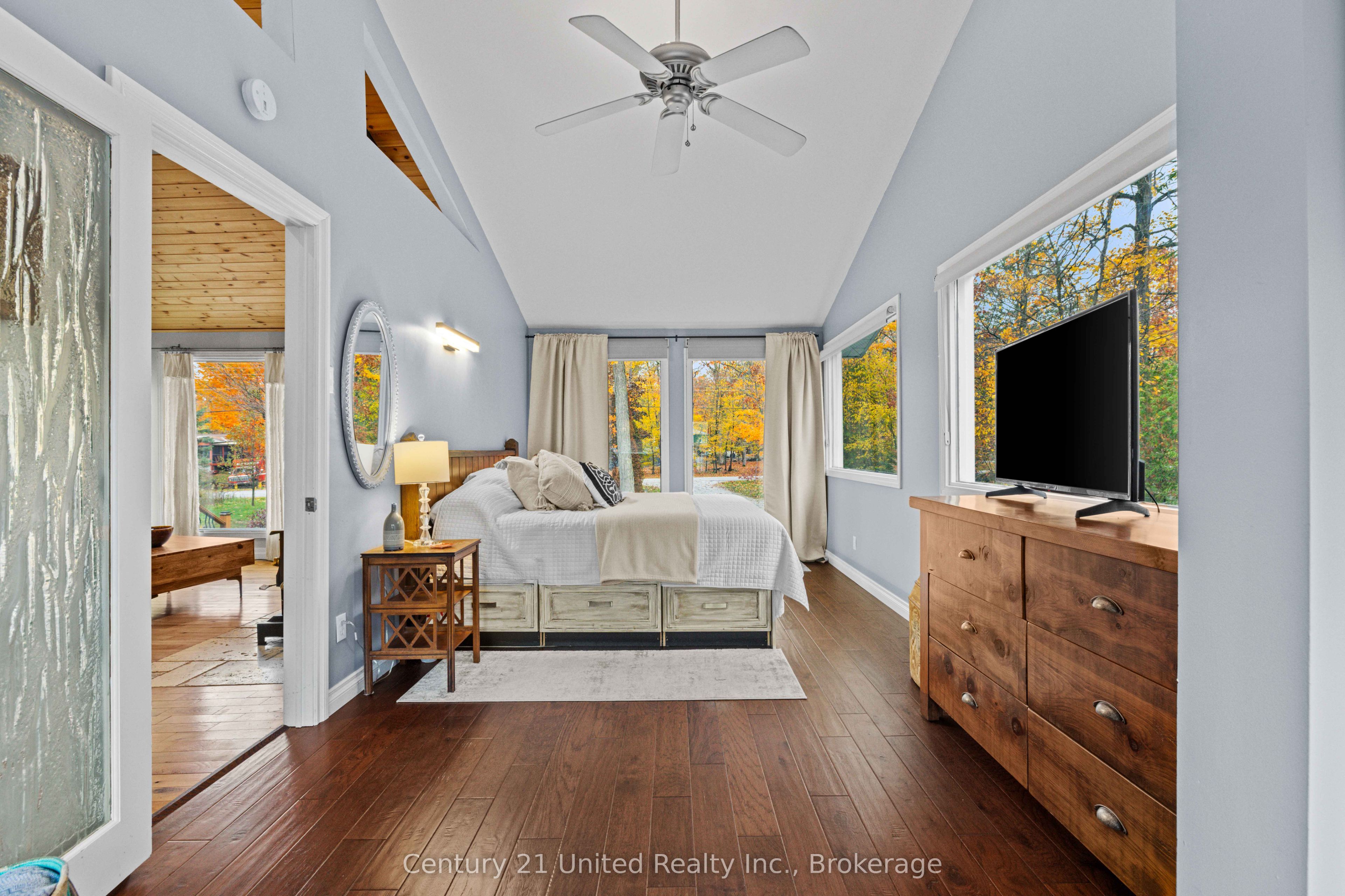 25 Sugarbush Boulevard Property Photo 11