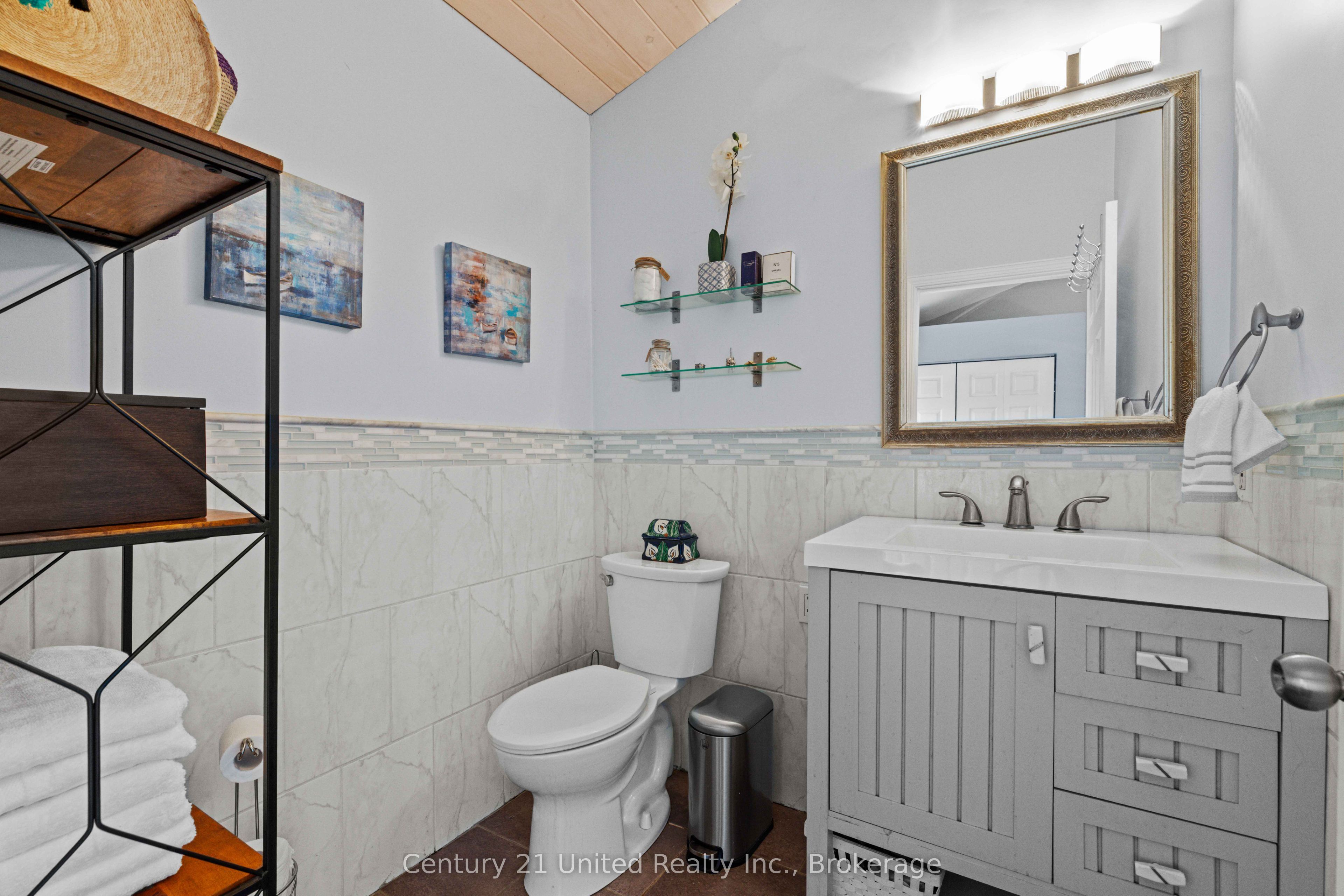 25 Sugarbush Boulevard Property Photo 13