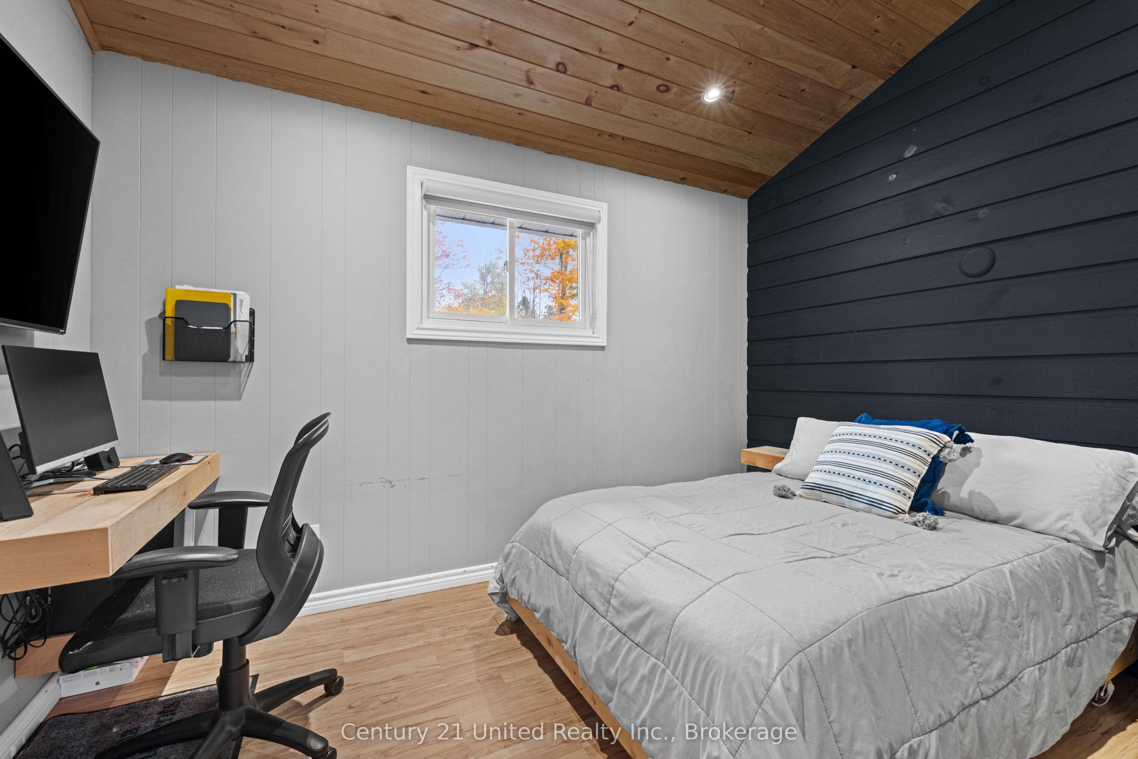 25 Sugarbush Boulevard Property Photo 14