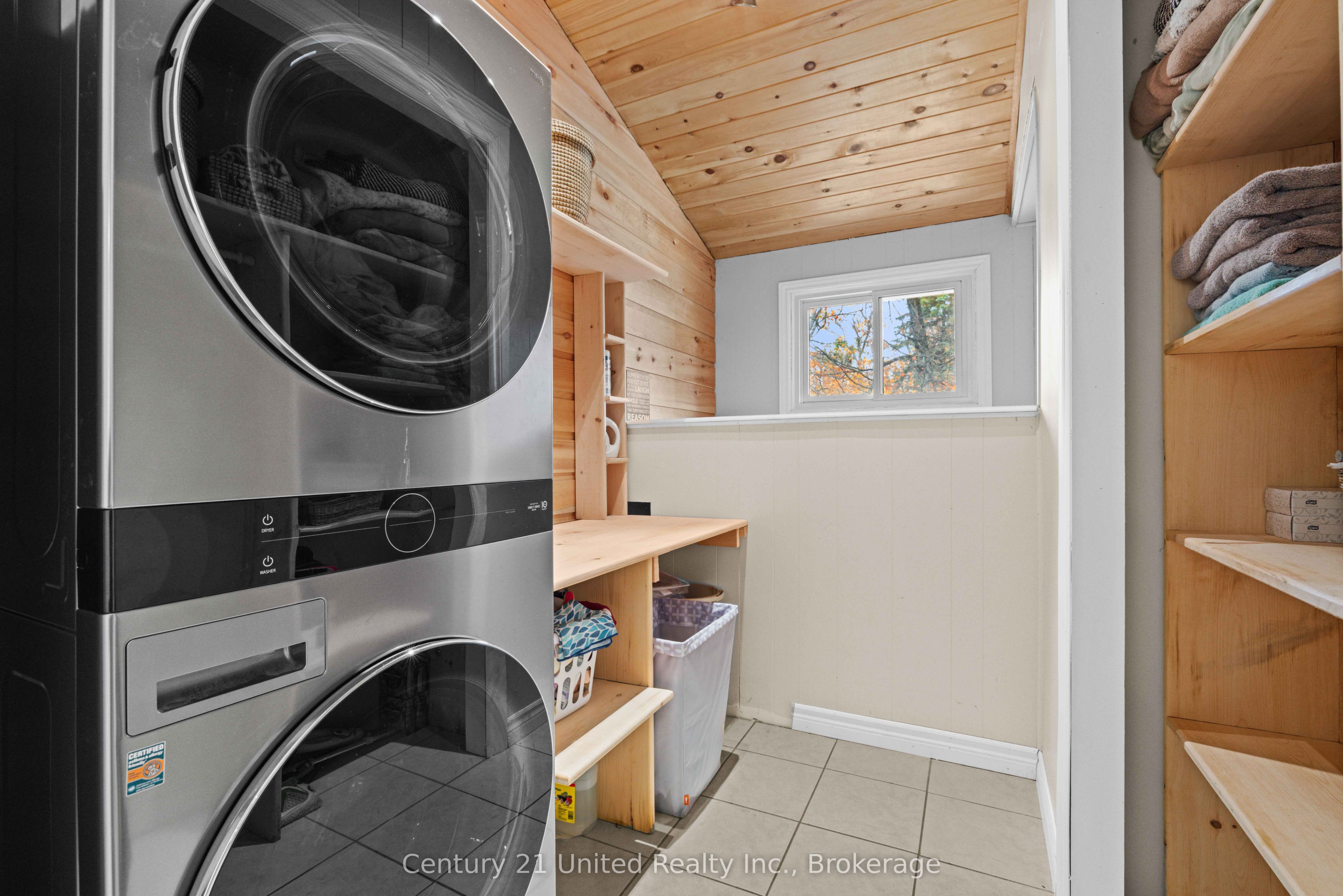25 Sugarbush Boulevard Property Photo 16