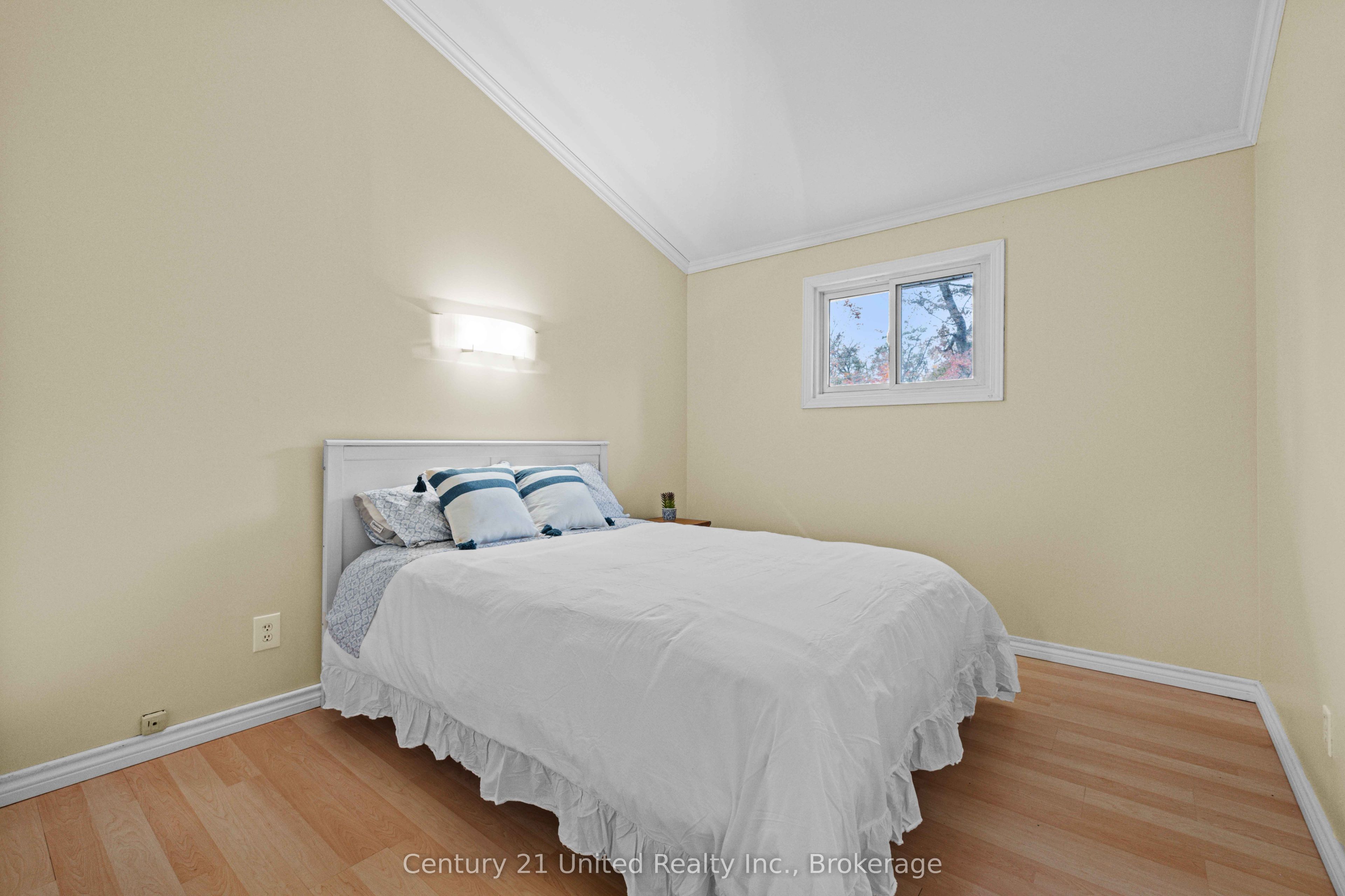 25 Sugarbush Boulevard Property Photo 17