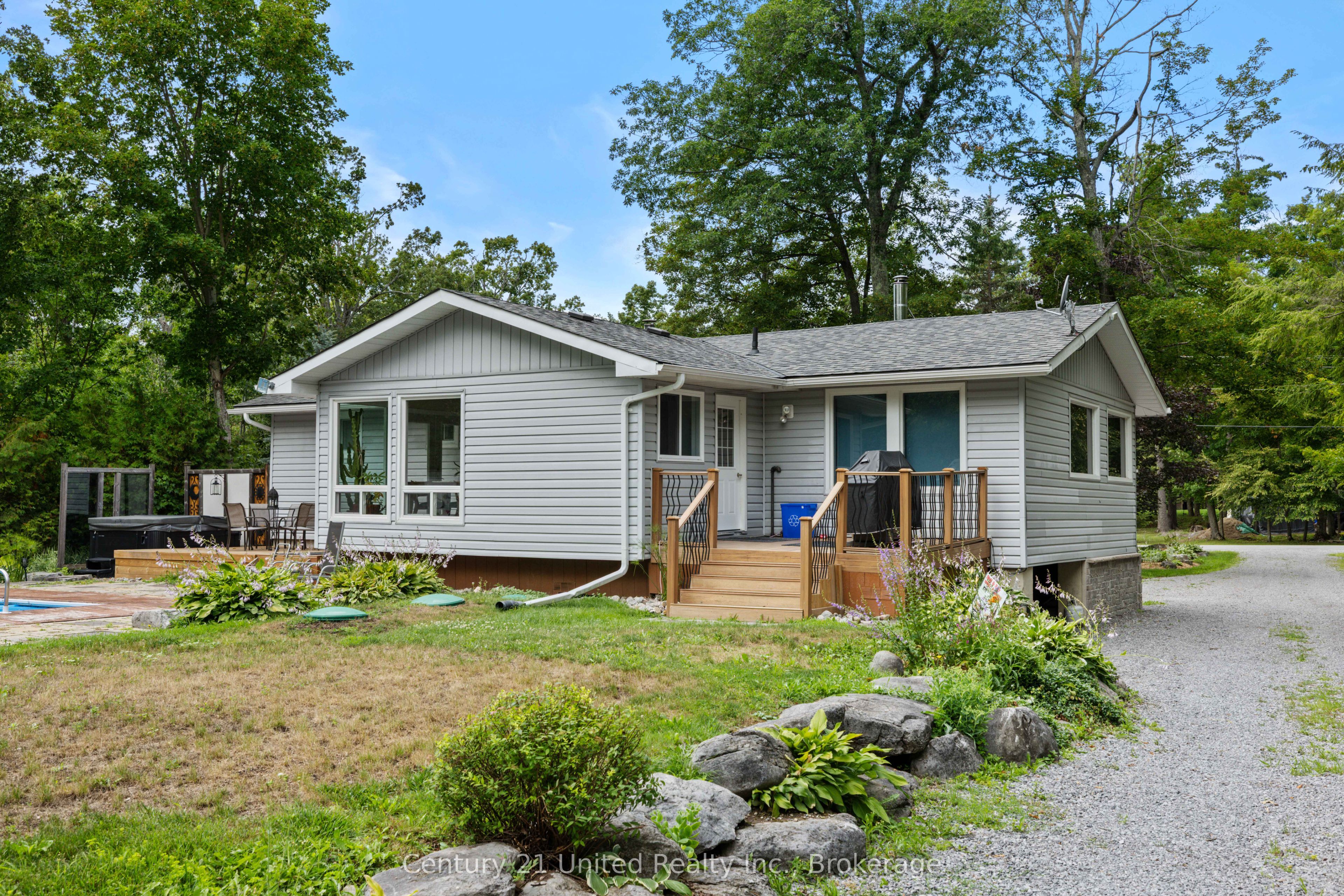 25 Sugarbush Boulevard Property Photo 25