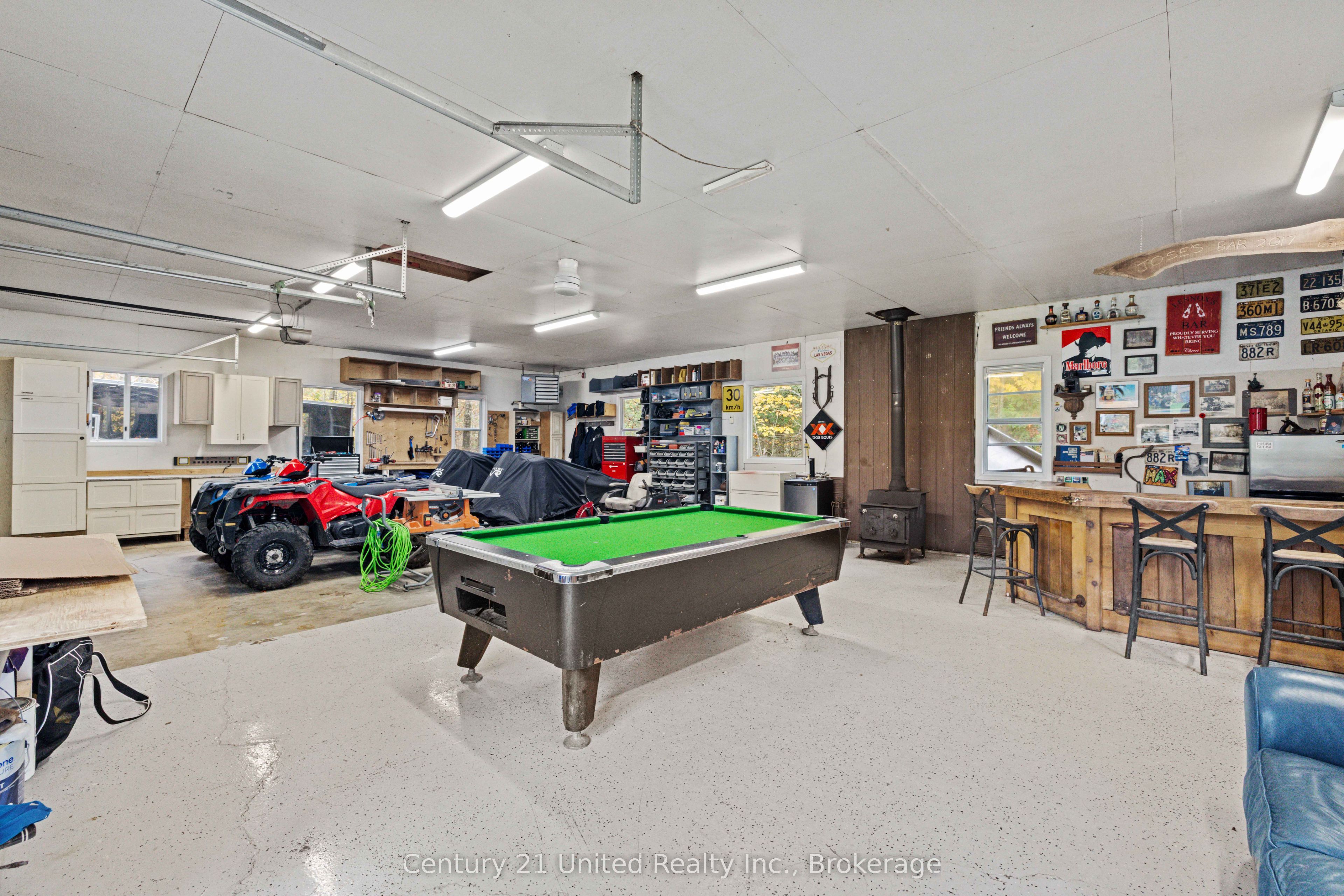 25 Sugarbush Boulevard Property Photo 28
