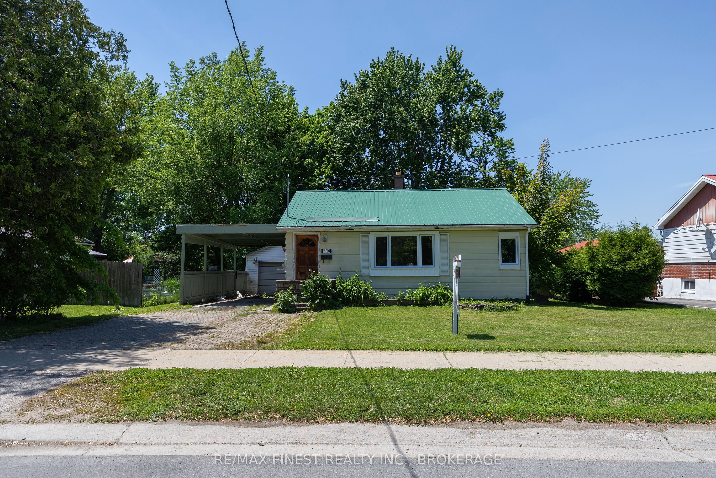 734 Portsmouth Avenue Property Photo 2