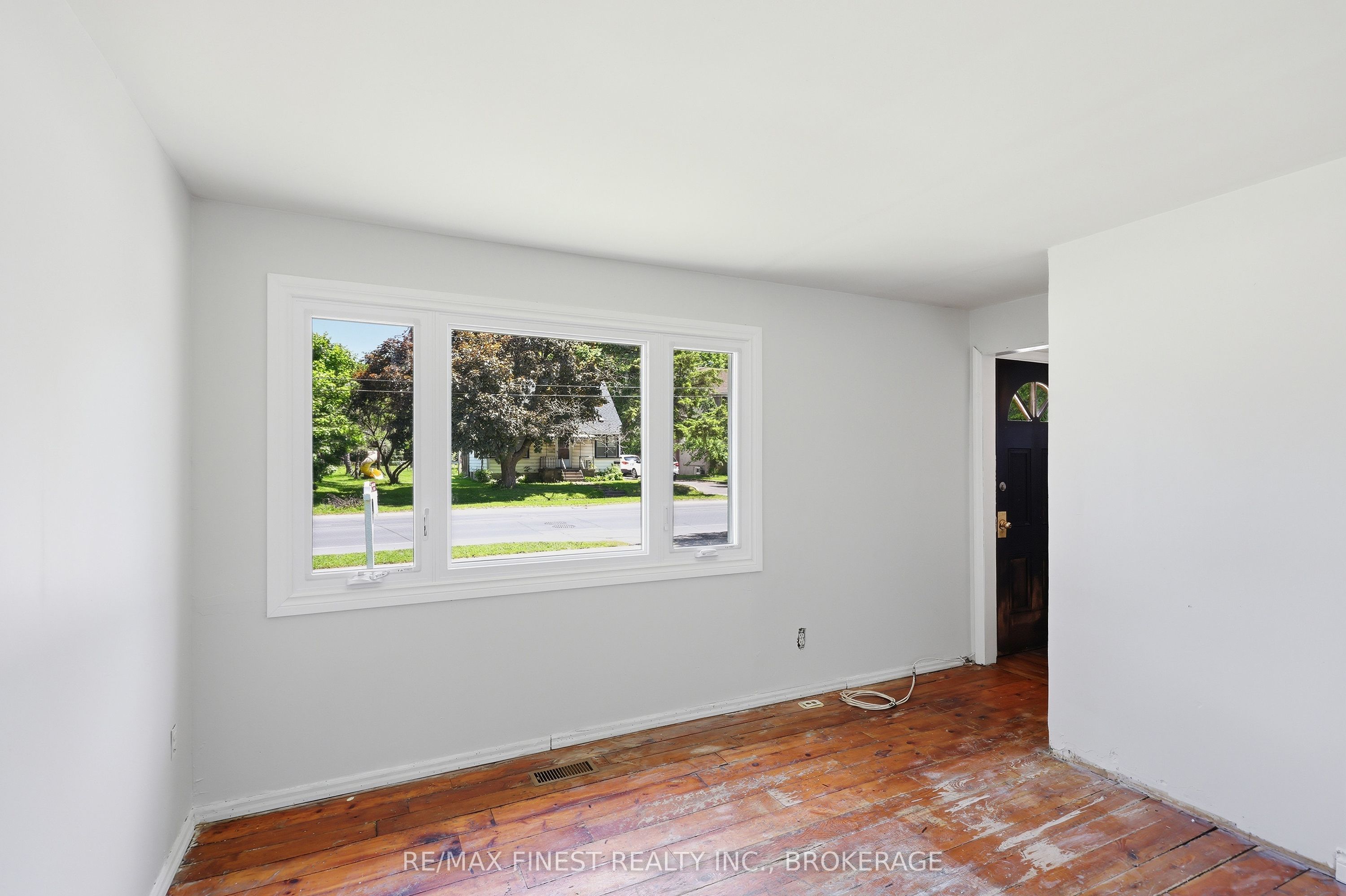 734 Portsmouth Avenue Property Photo 13