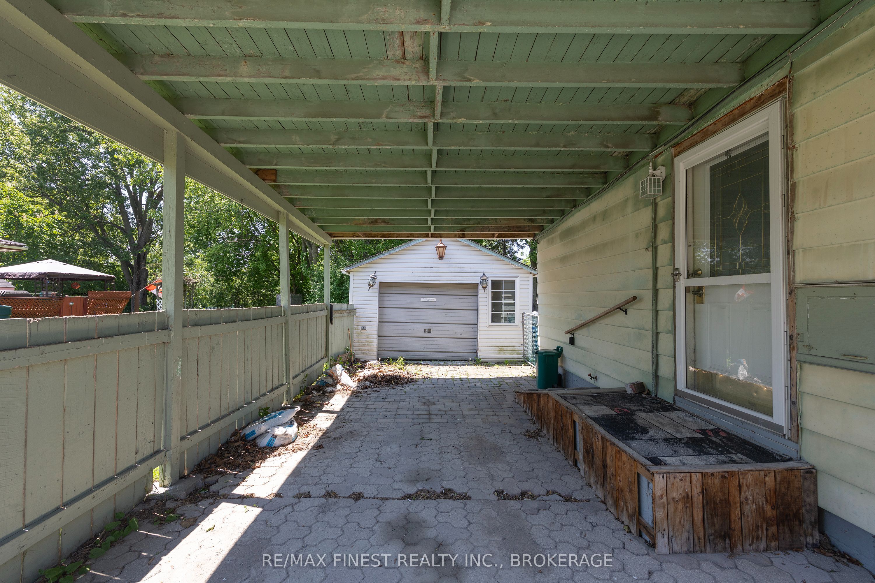 734 Portsmouth Avenue Property Photo 24
