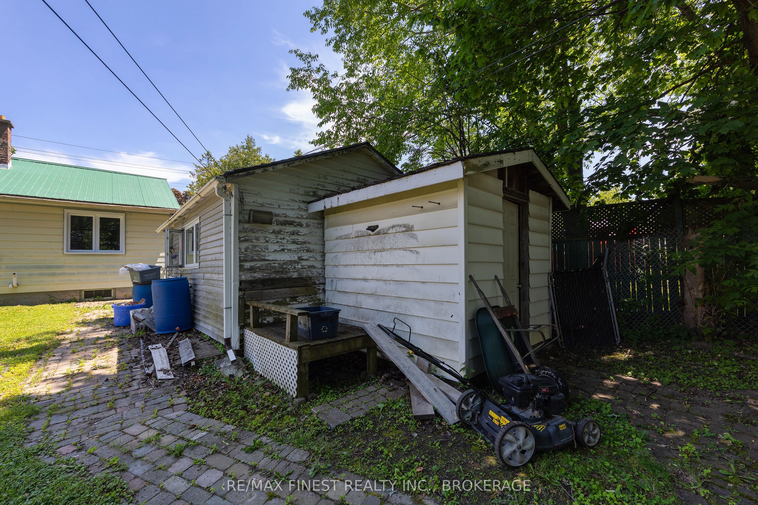 734 Portsmouth Avenue Property Photo 33