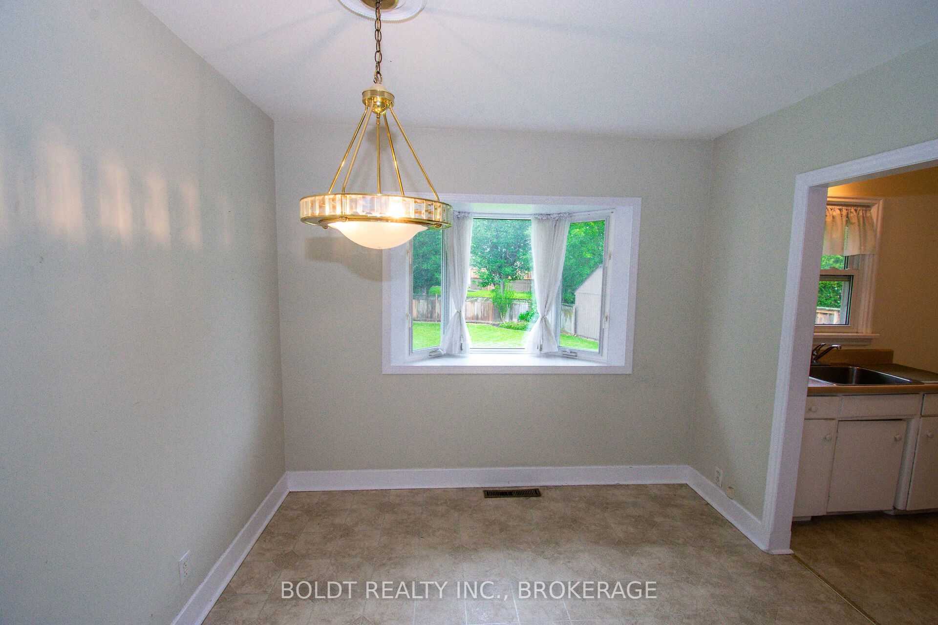 25 Elm Ridge Drive Property Photo 5