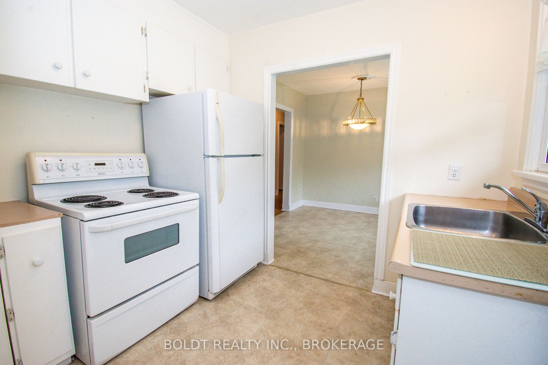 25 Elm Ridge Drive Property Photo 10