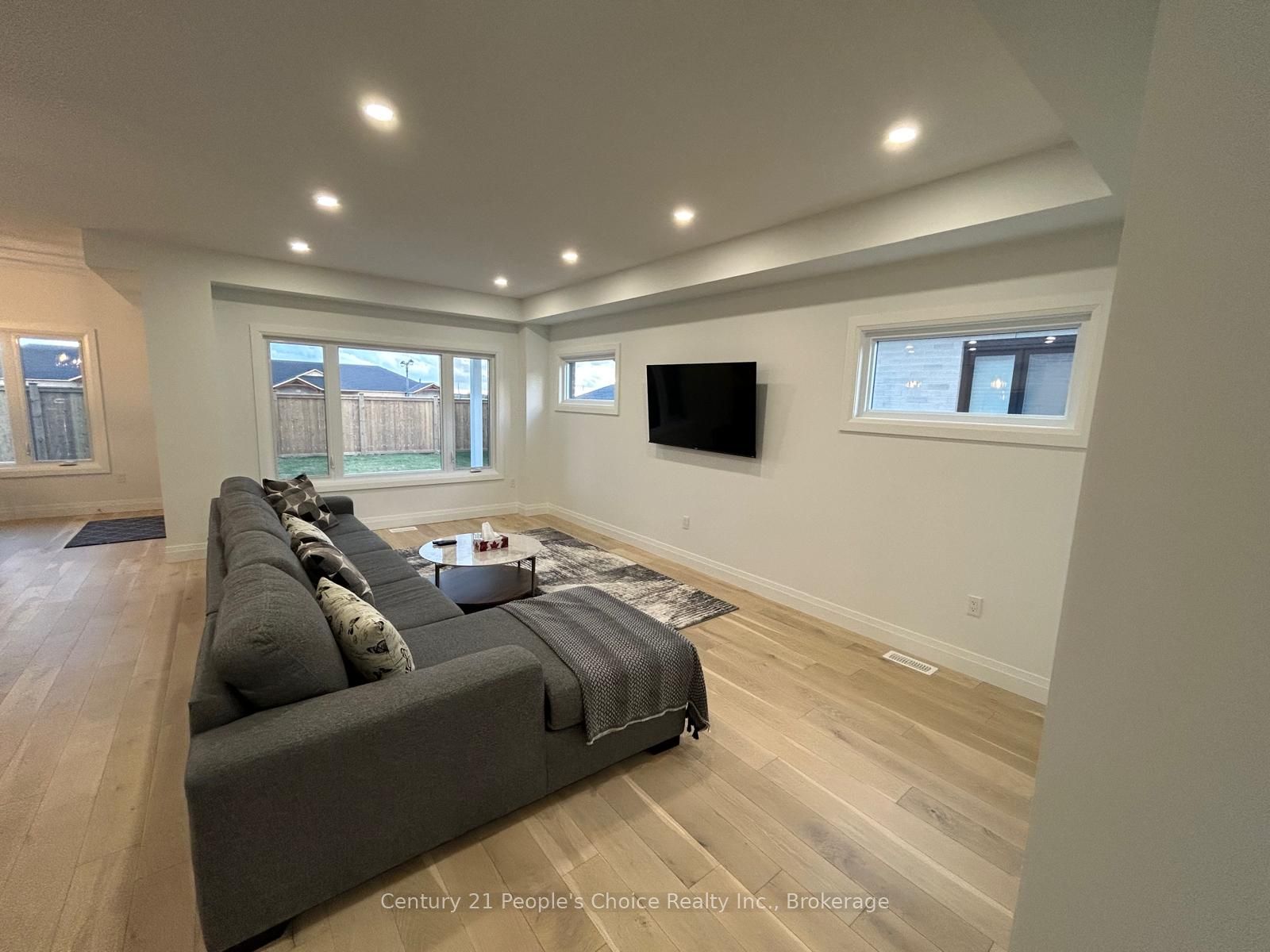43 Weymouth Street Property Photo 10