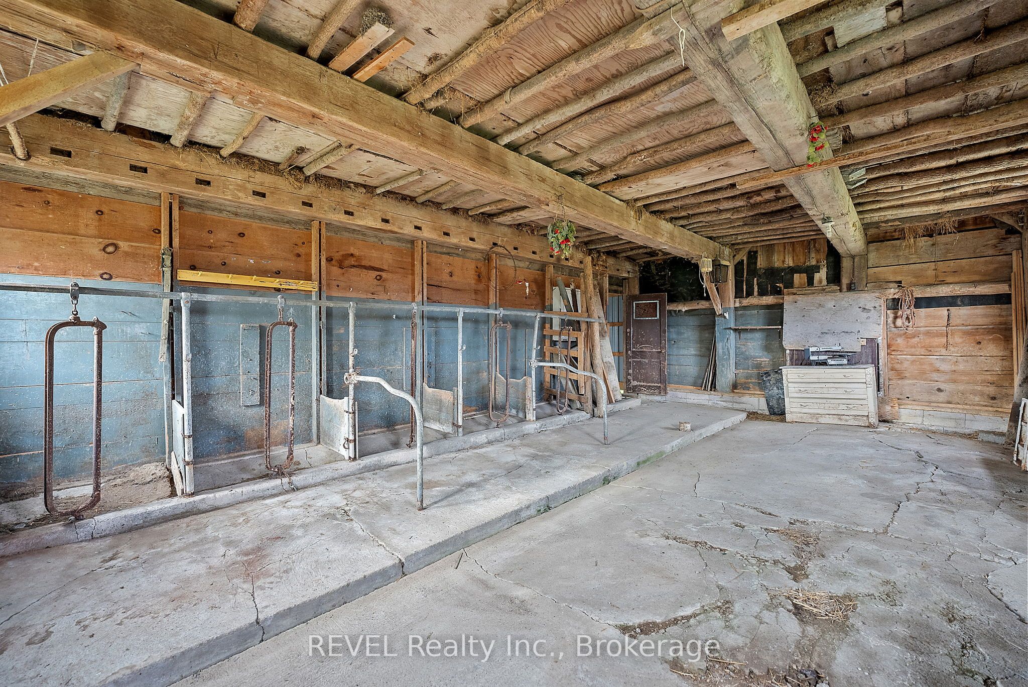 801 South Coast Drive Property Photo 30