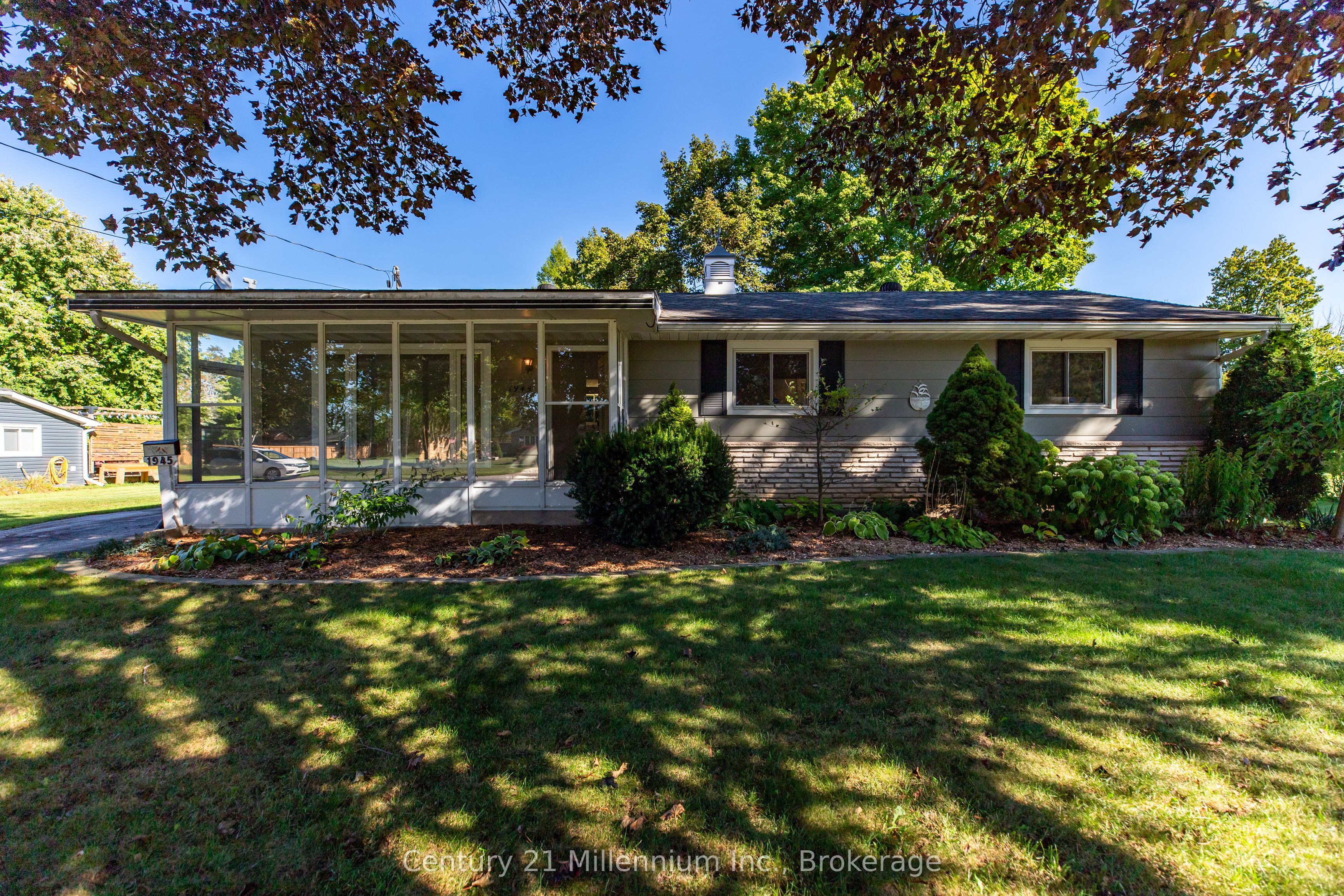 1945 7th Avenue E Property Photo 2