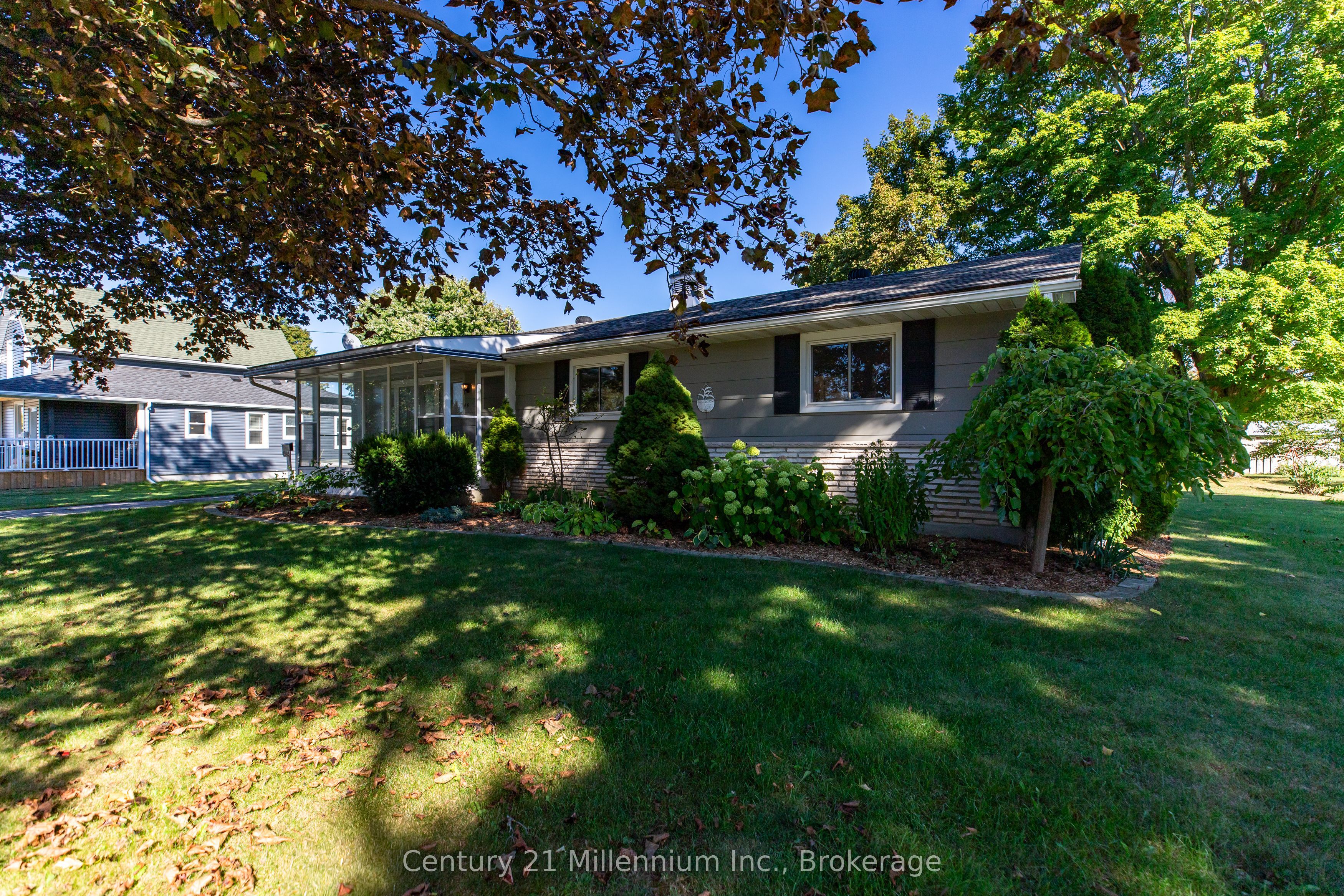 1945 7th Avenue E Property Photo 3