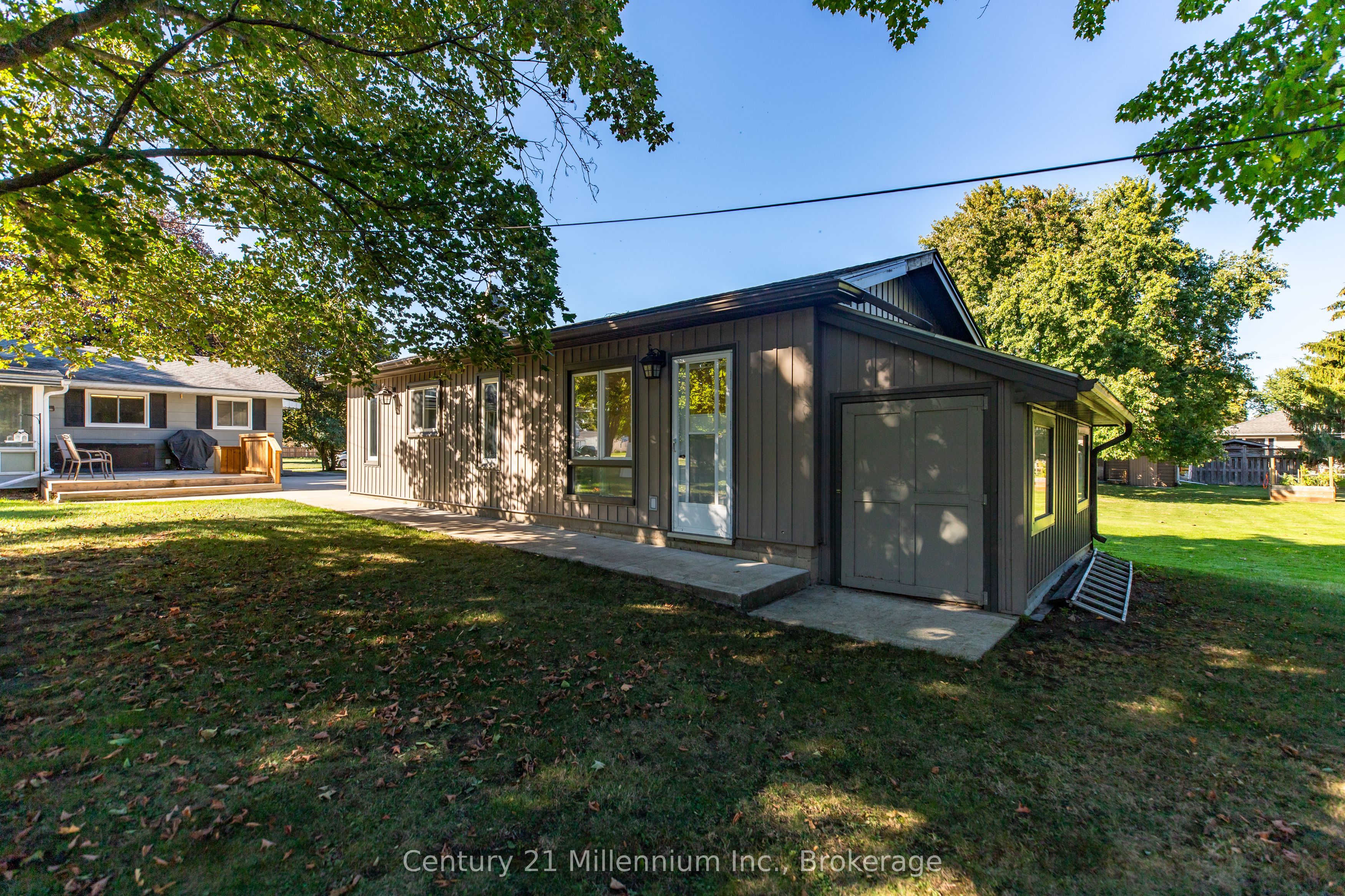 1945 7th Avenue E Property Photo 10