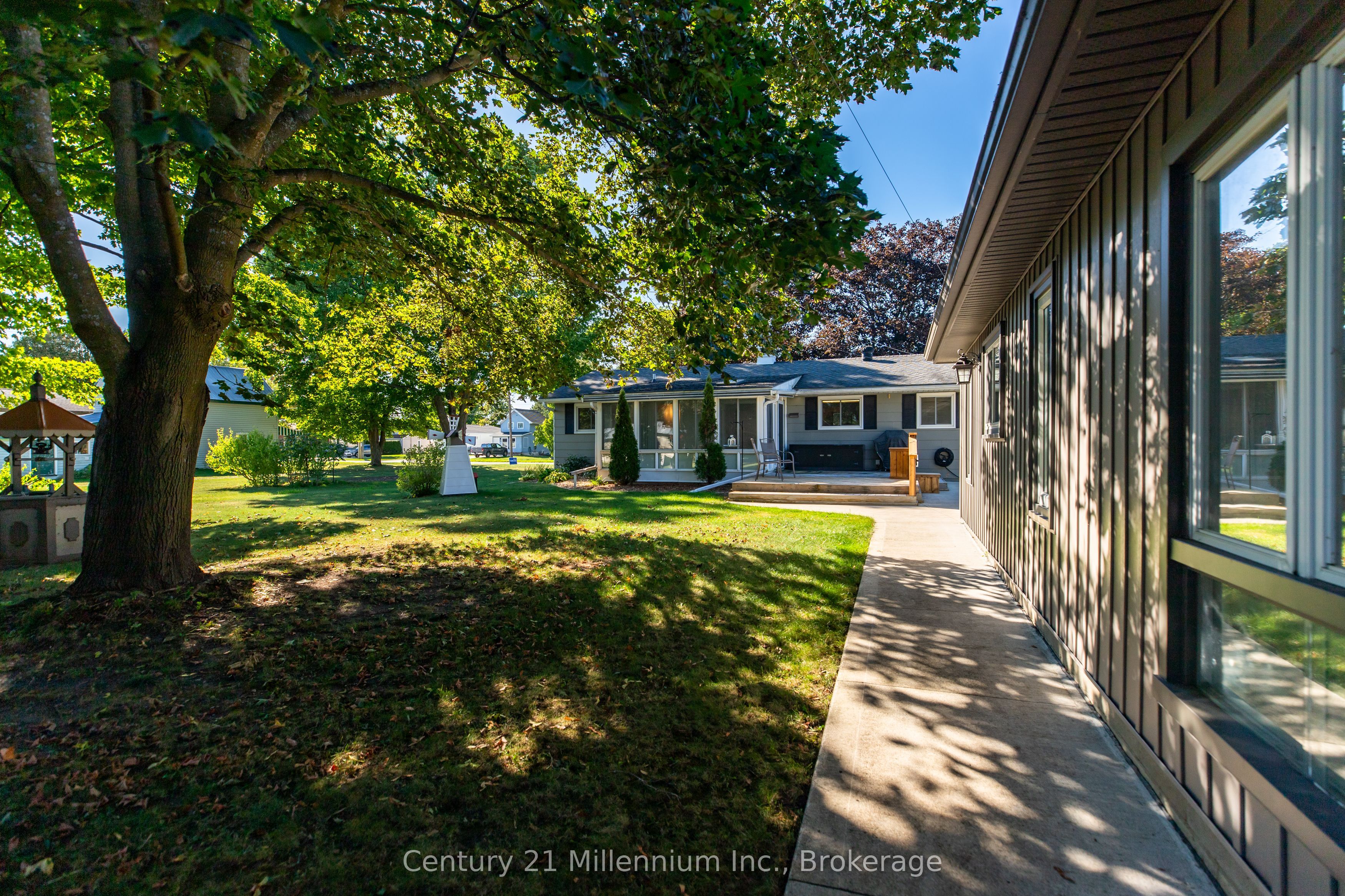 1945 7th Avenue E Property Photo 11
