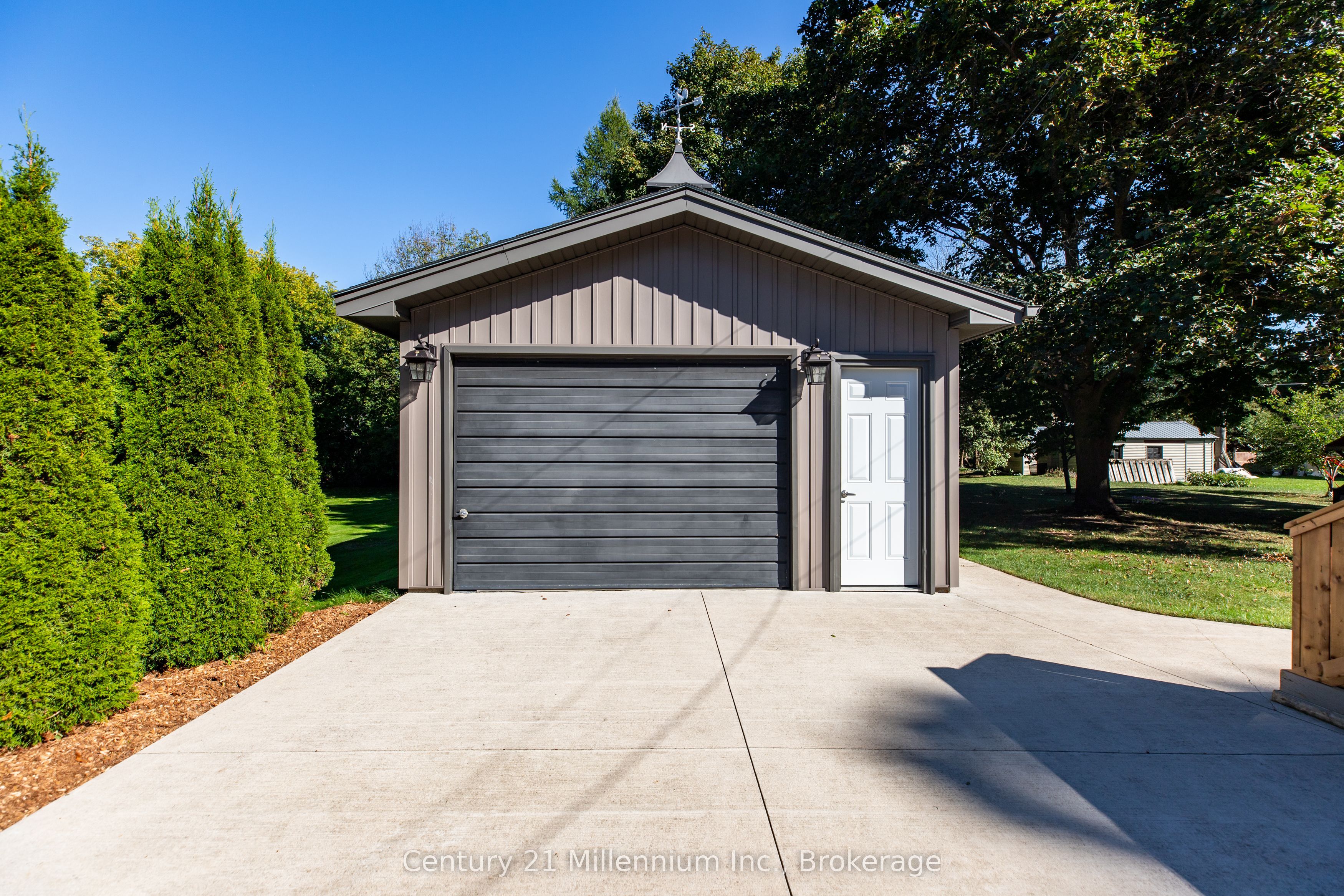 1945 7th Avenue E Property Photo 16