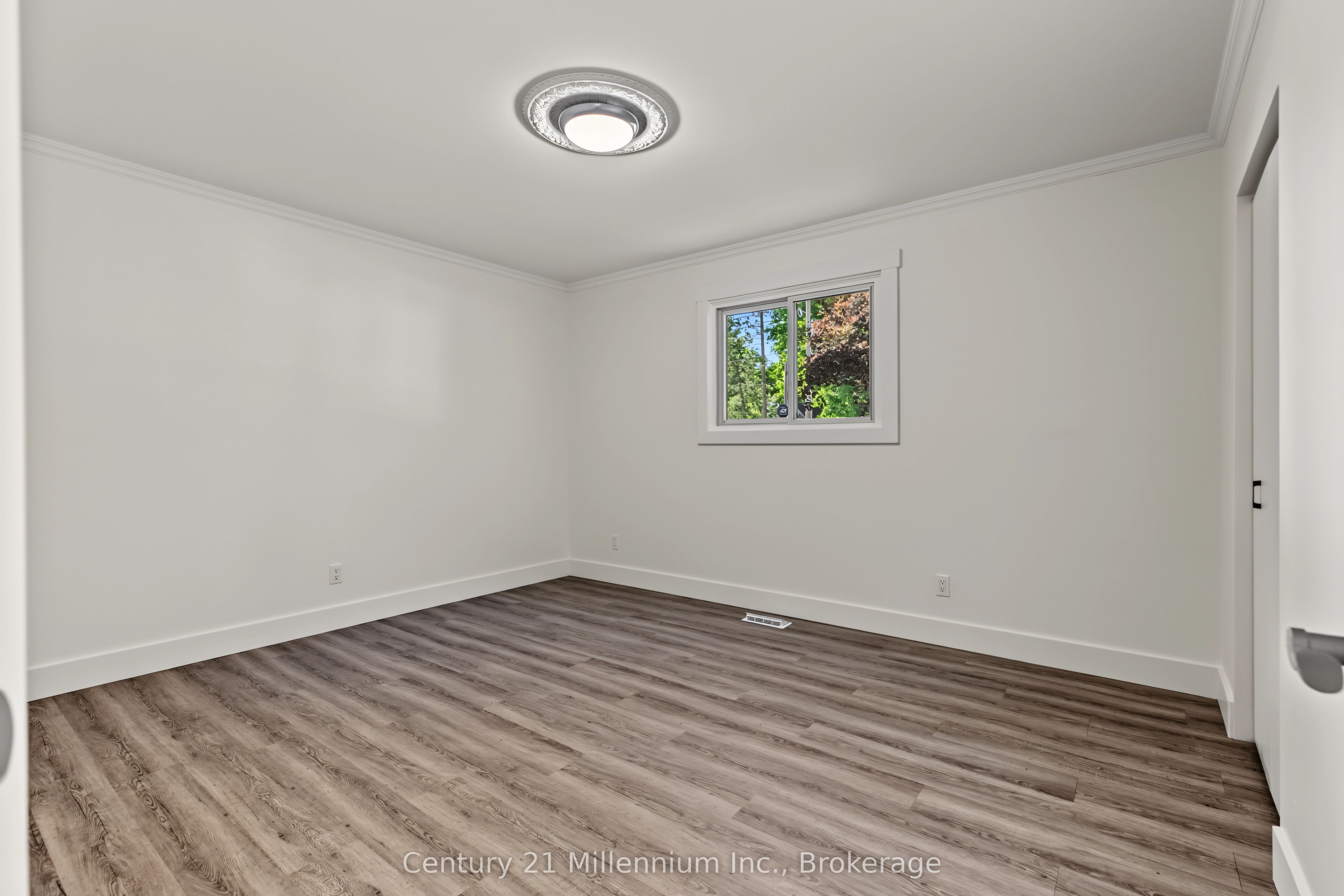 1945 7th Avenue E Property Photo 36