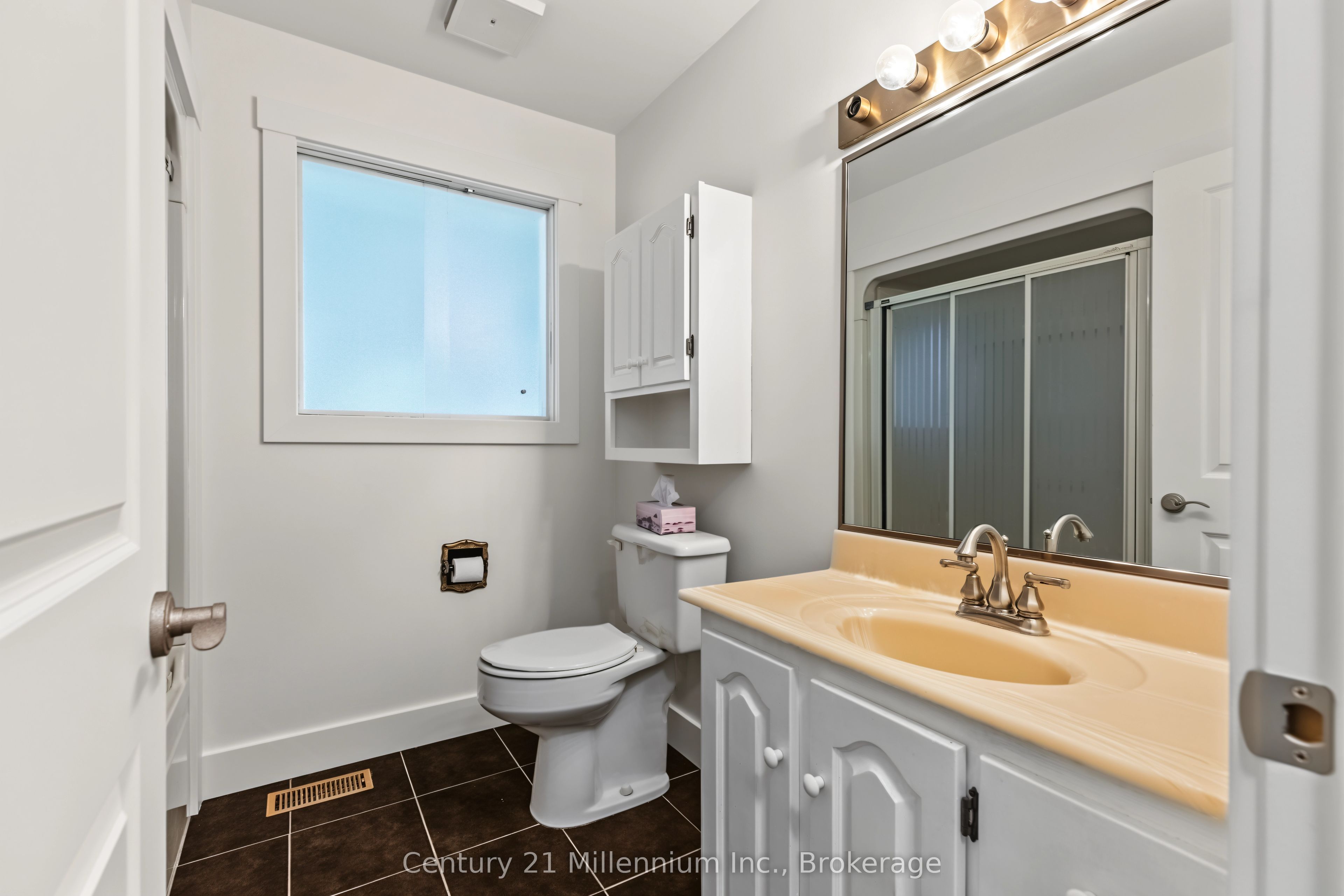1945 7th Avenue E Property Photo 38