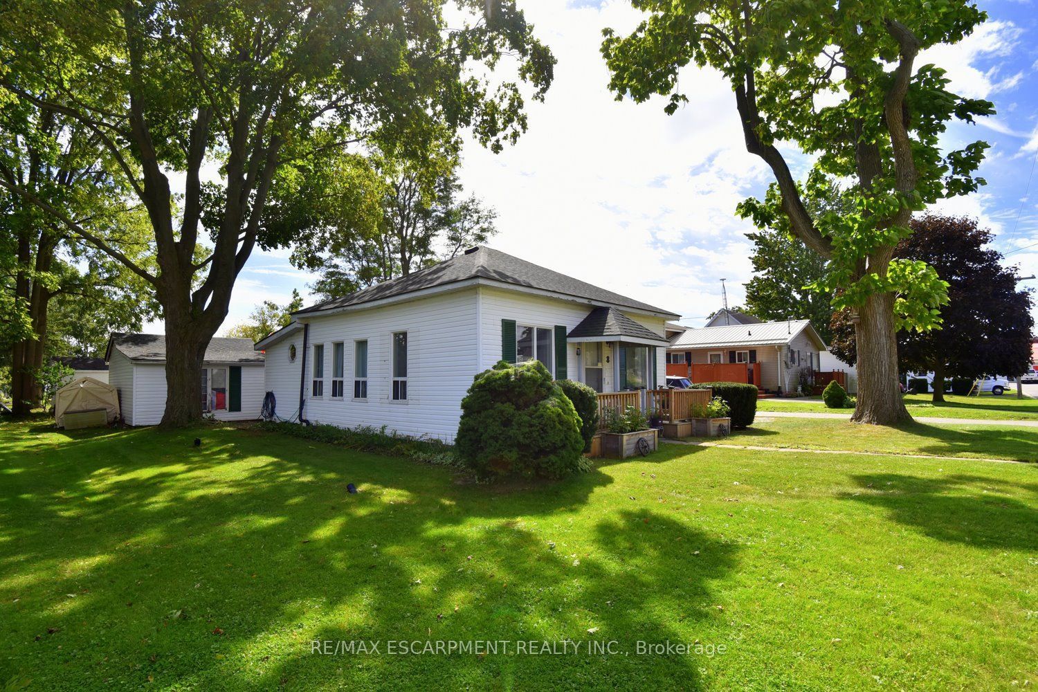 8 Chestnut Street Property Photo 16