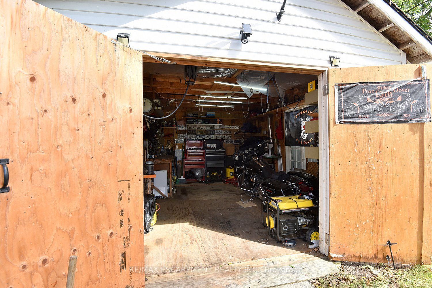 8 Chestnut Street Property Photo 19