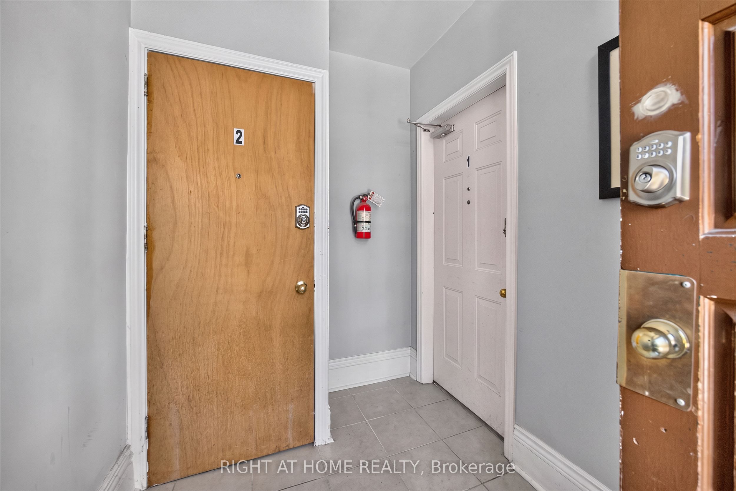 24 Locke Street S 1 Property Photo 4