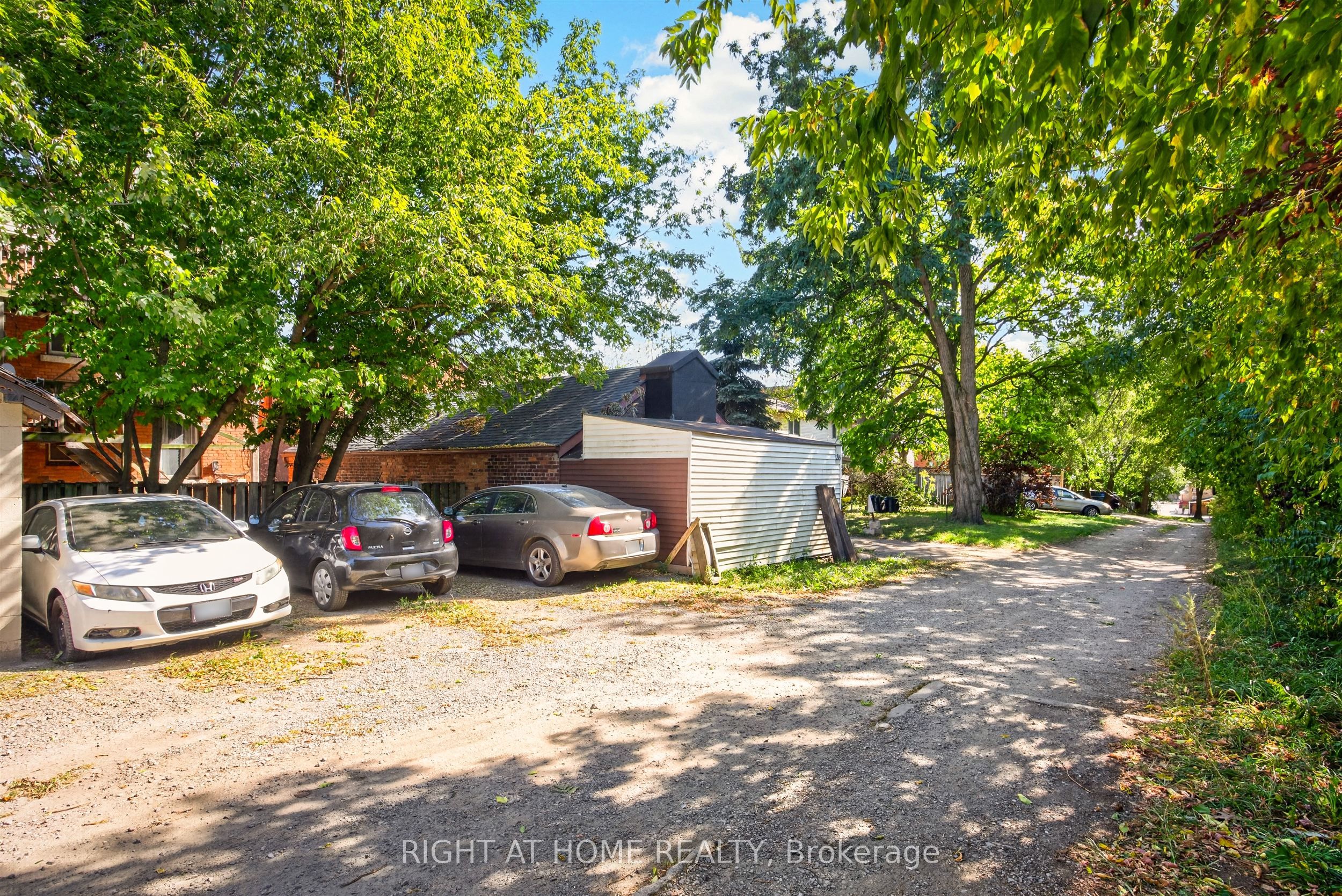 24 Locke Street S 1 Property Photo 25