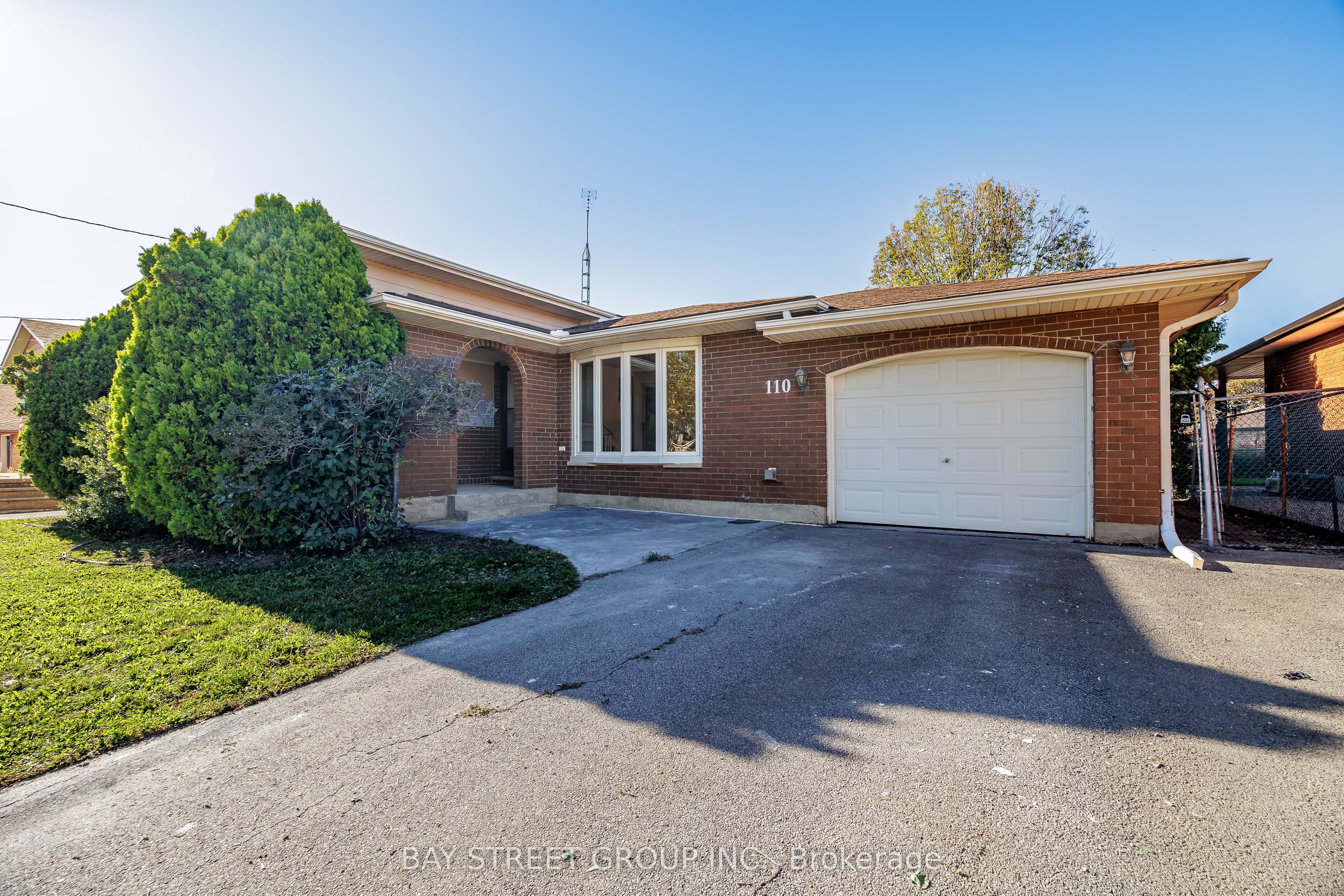110 St. David's Road Property Photo 4