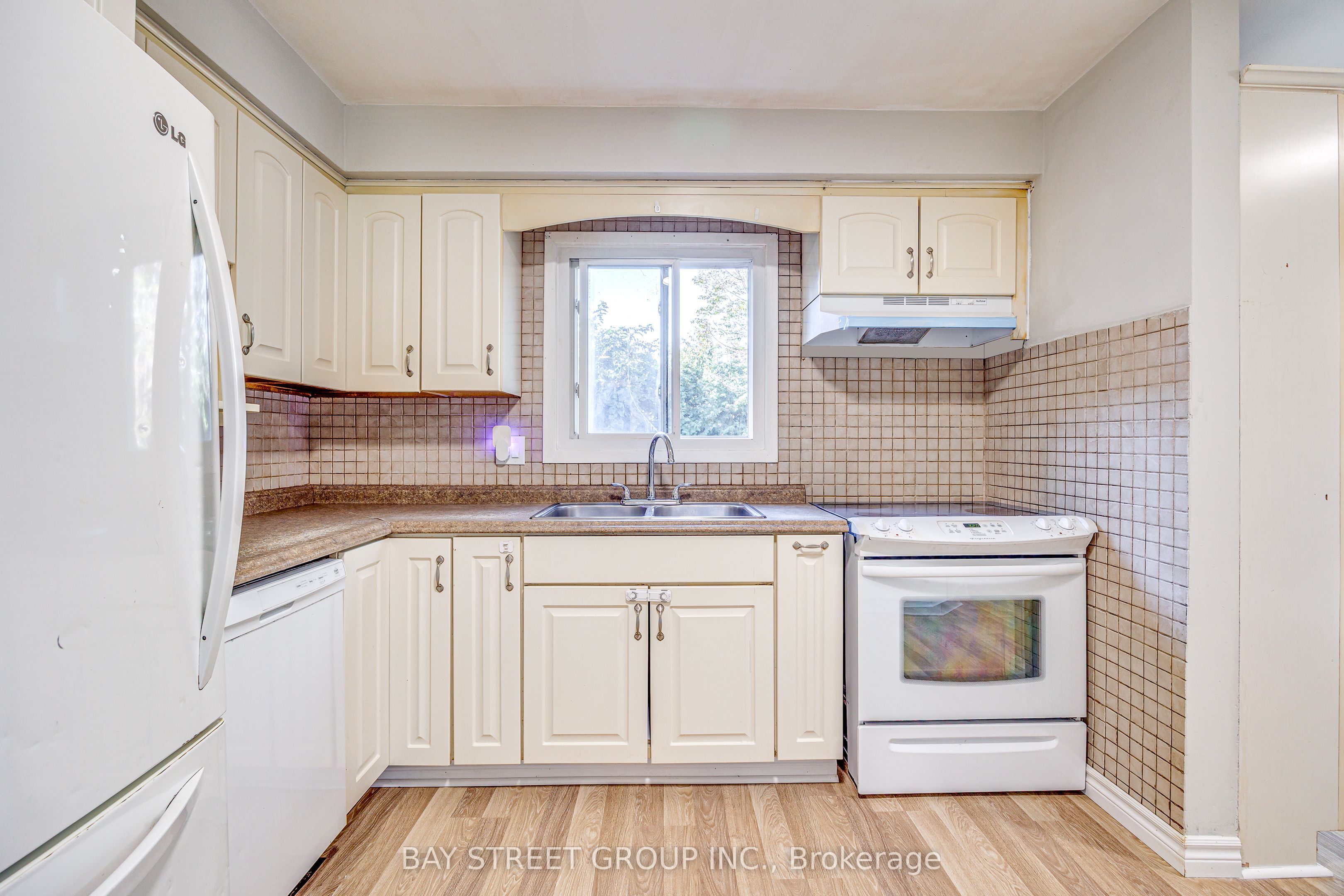 110 St. David's Road Property Photo 8