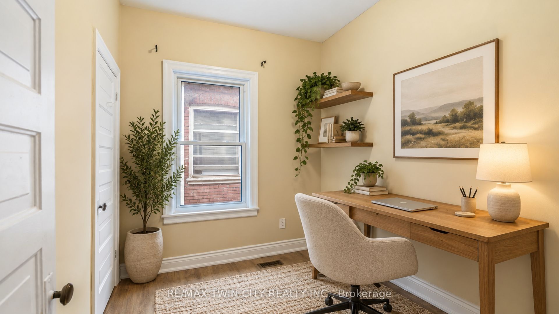 25 Alonzo Street Property Photo 17