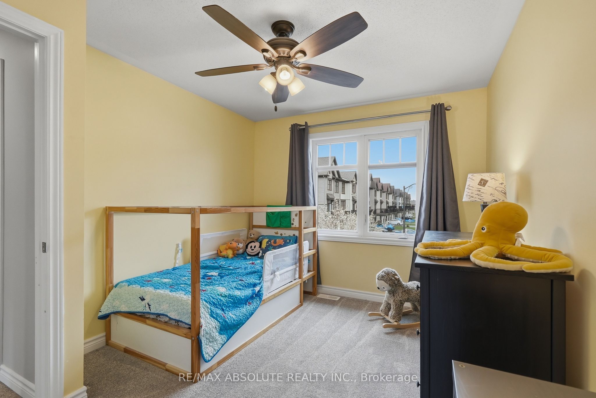 696 Trigoria Crescent Property Photo 19