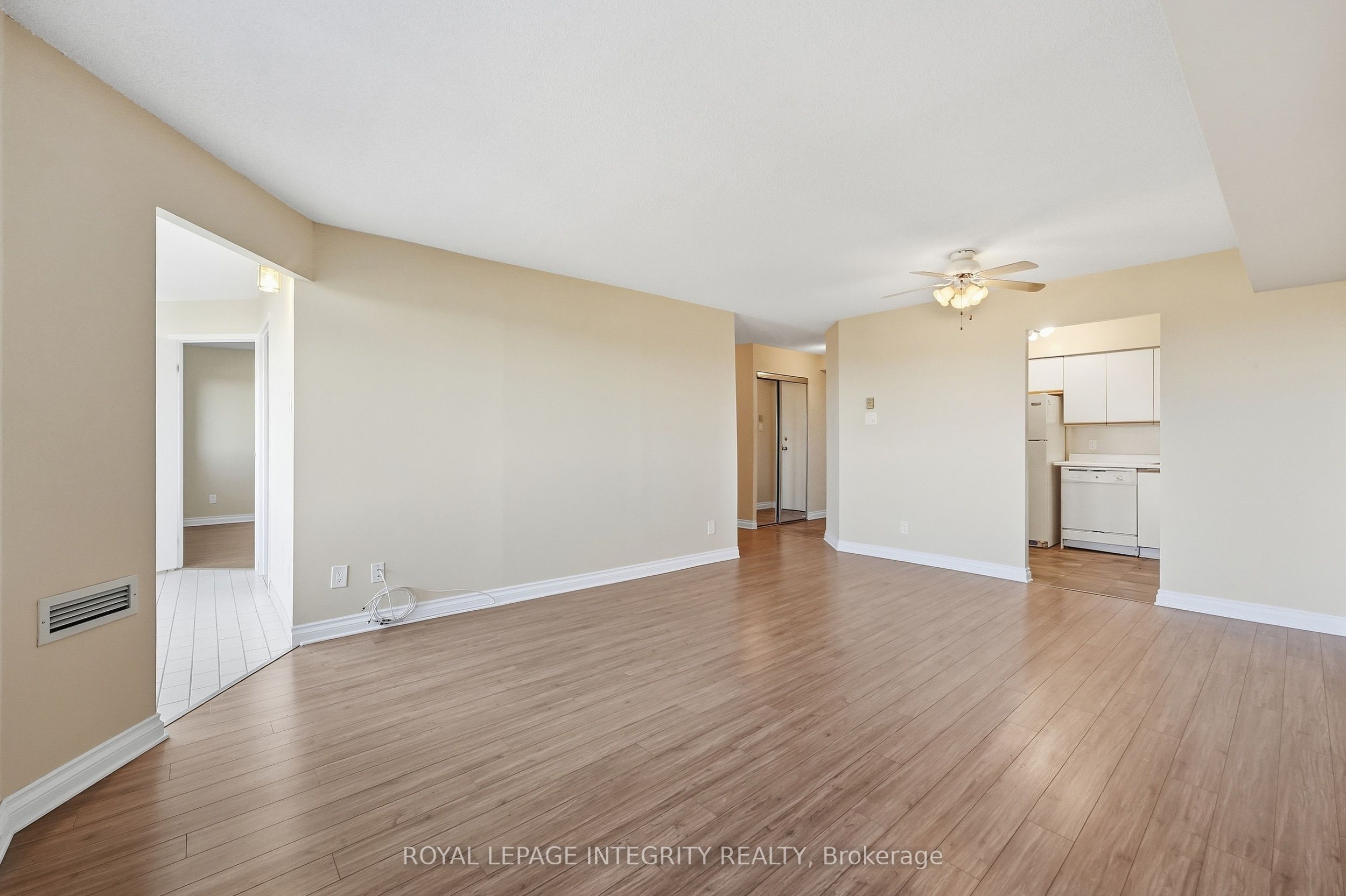 1025 Grenon Avenue 808 Property Photo 5