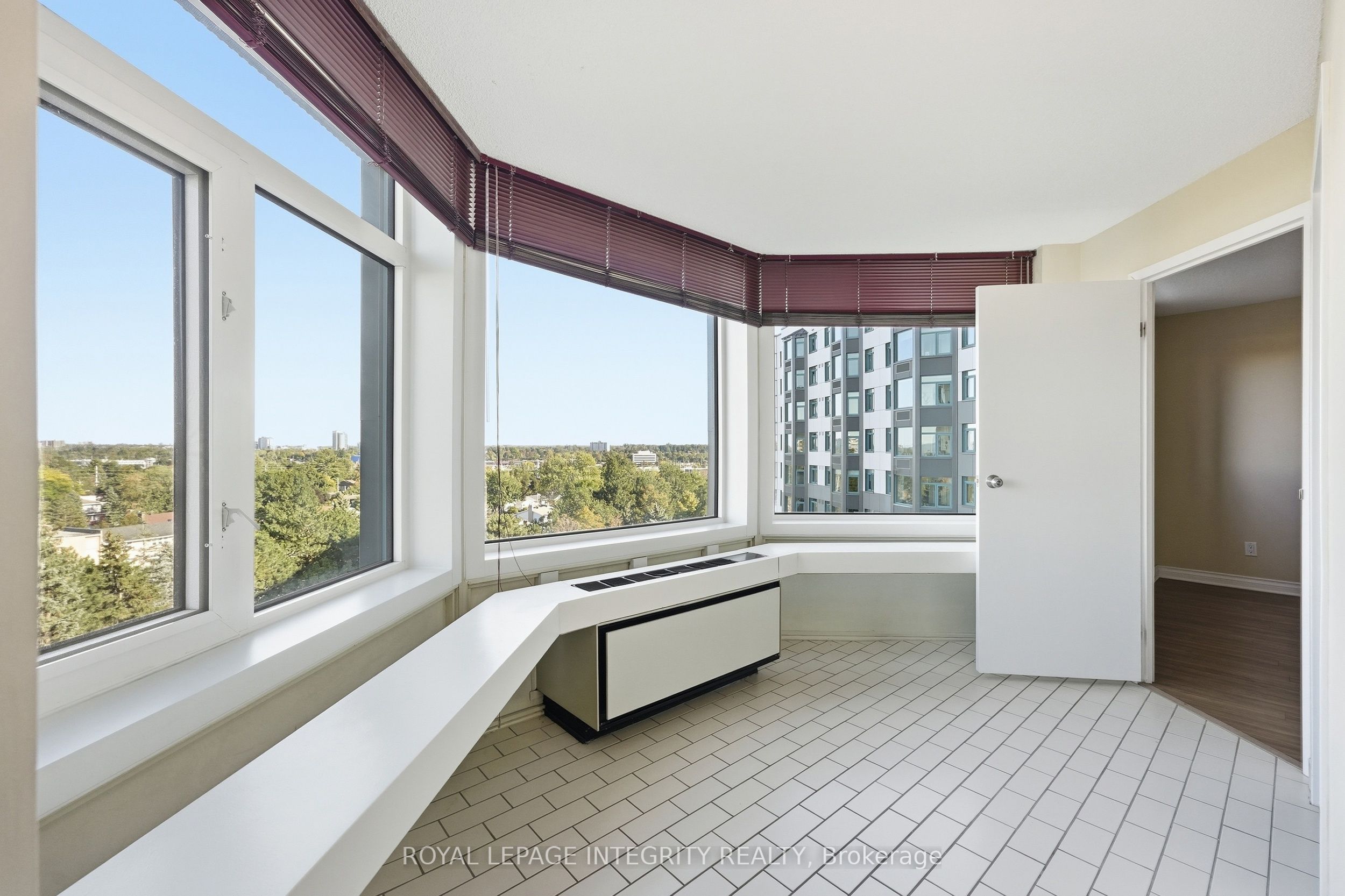 1025 Grenon Avenue 808 Property Photo 11