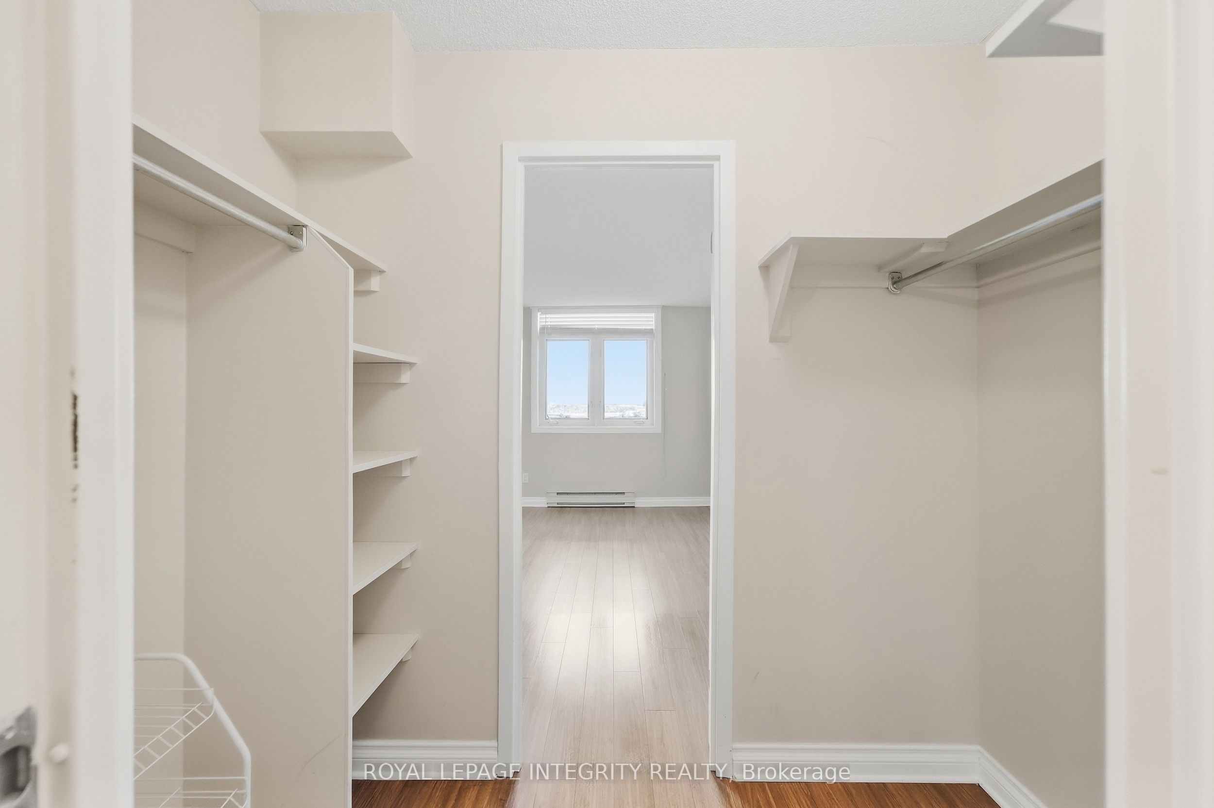 1025 Grenon Avenue 808 Property Photo 18
