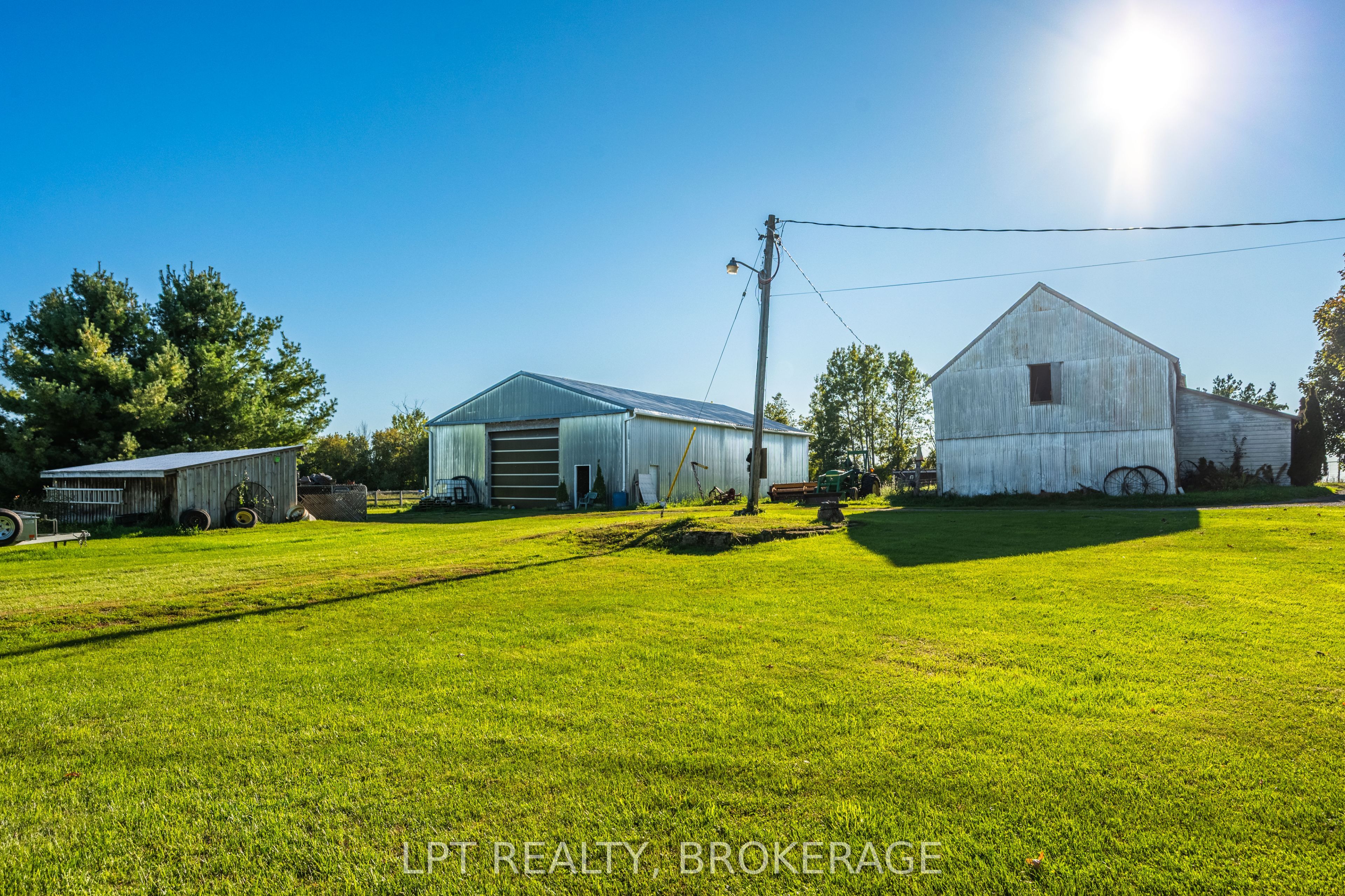 408 Chipmunk Ridge Road Property Photo 4