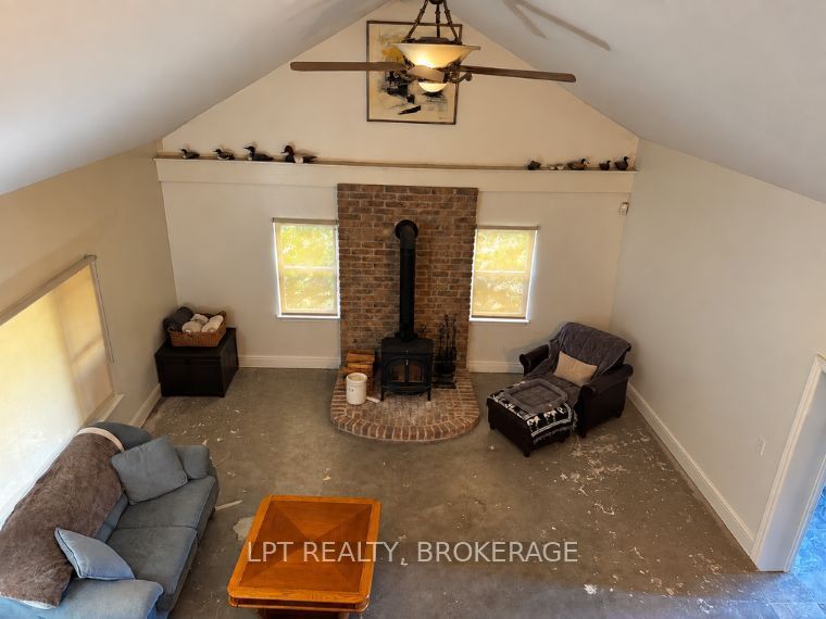 408 Chipmunk Ridge Road Property Photo 13