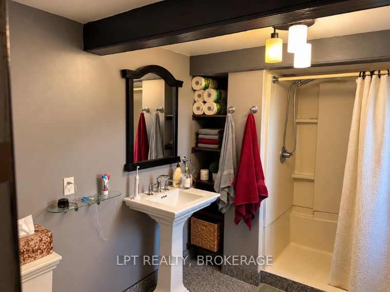 408 Chipmunk Ridge Road Property Photo 16