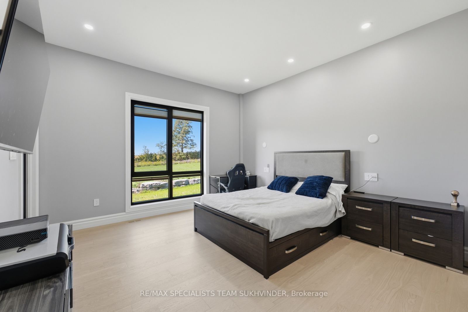 554068 Mono Amaranth Townline Property Photo 24
