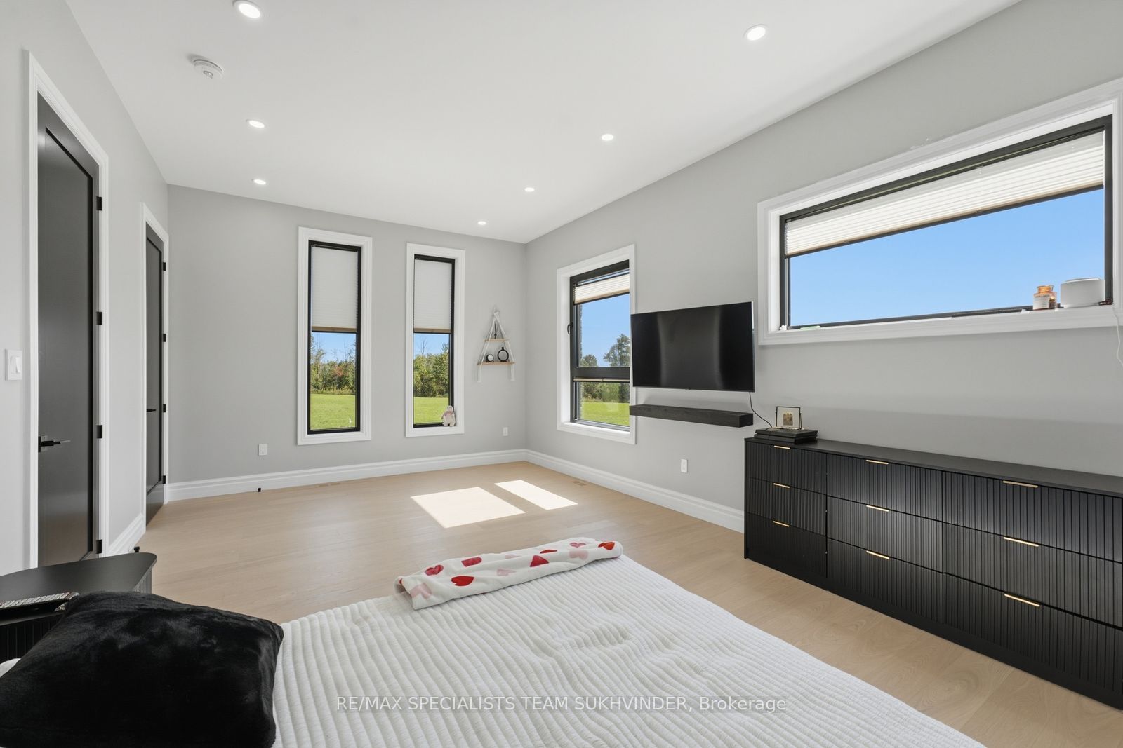 554068 Mono Amaranth Townline Property Photo 28