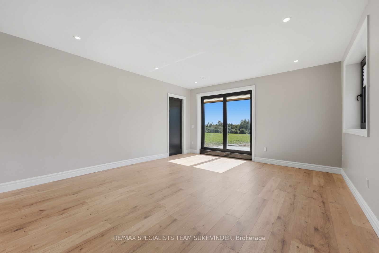 554068 Mono Amaranth Townline Property Photo 38