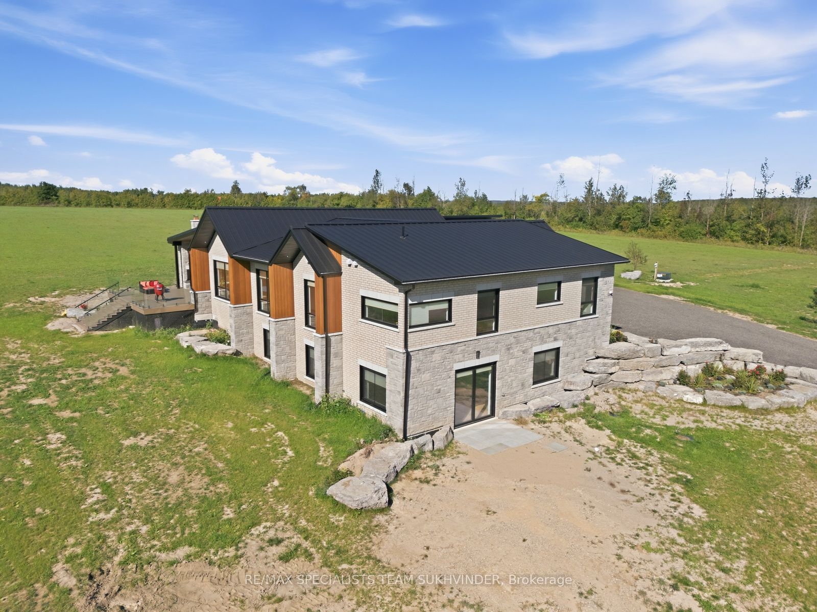 554068 Mono Amaranth Townline Property Photo 47