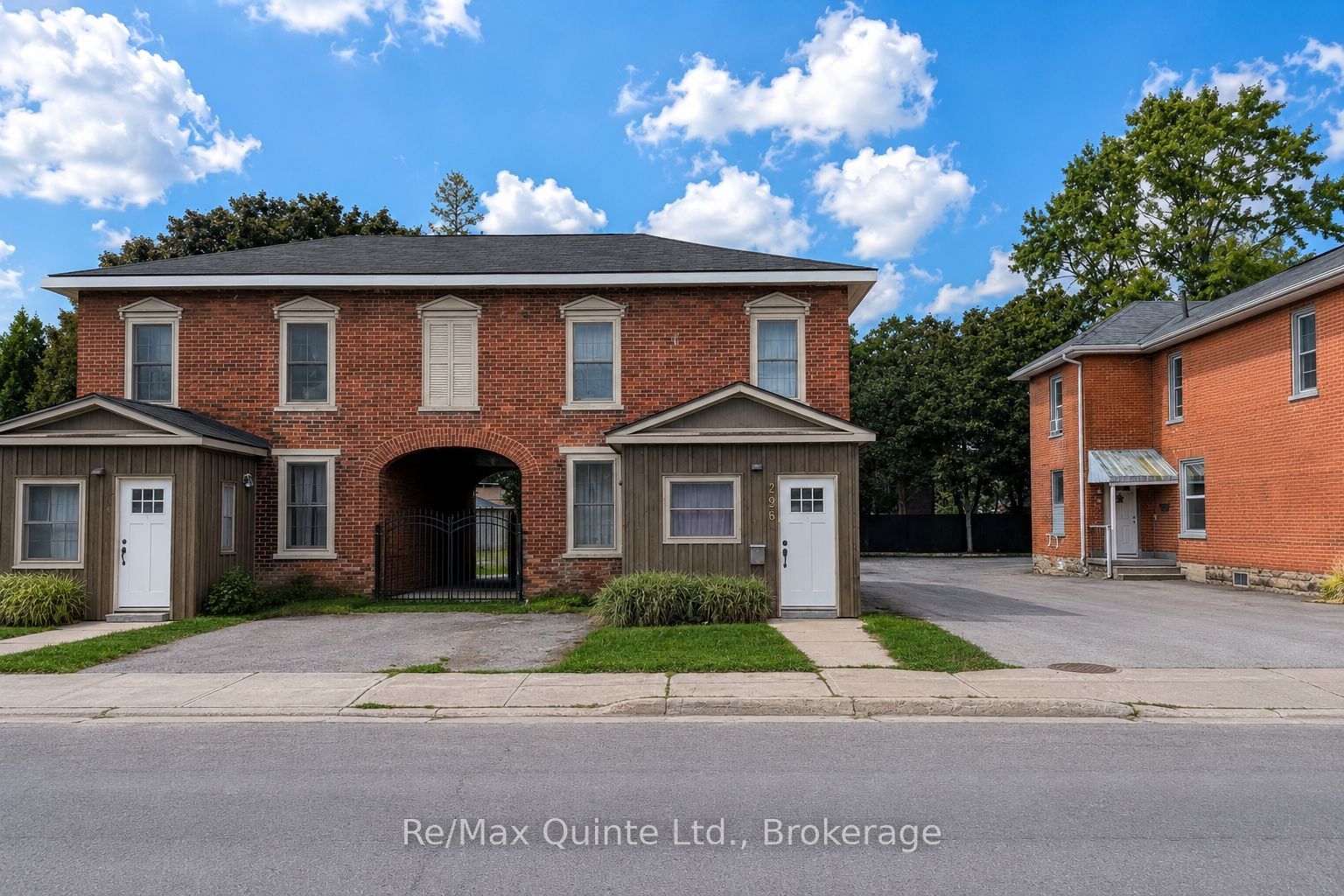 296 Coleman Street Property Photo 1