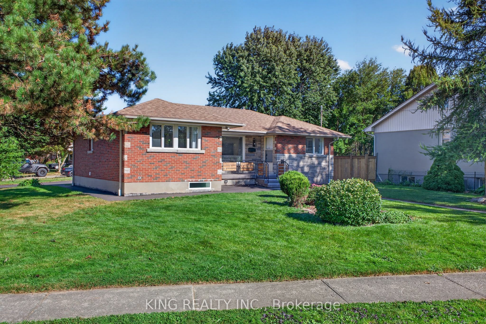 35 Hewko Street Property Photo 3